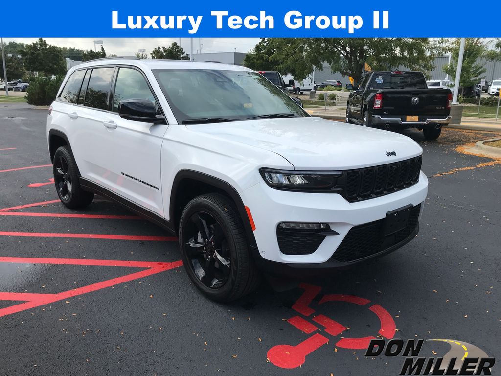 2025 Jeep Grand Cherokee Limited photo 2