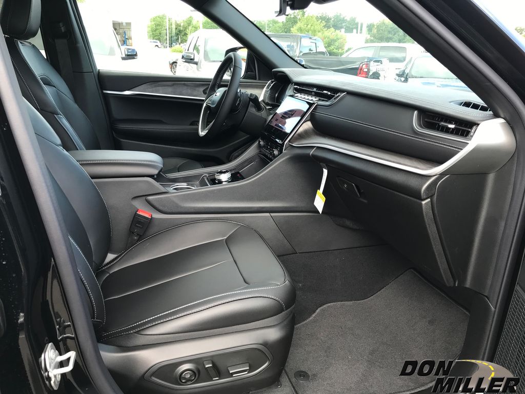 2025 Jeep Grand Cherokee Limited - Photo 26