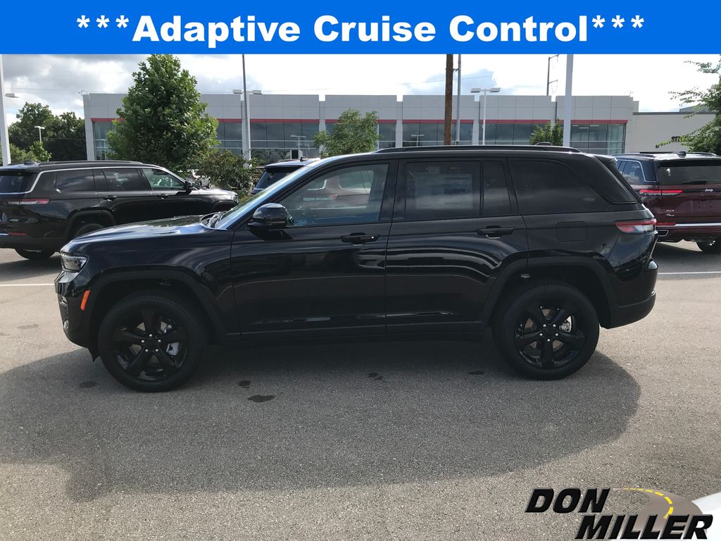 2025 Jeep Grand Cherokee Limited photo 4
