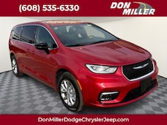 New 2026 Chrysler Pacifica Select AWD Passenger Van 266049 for Lease near Fitchburg, WI, at Don Miller Dodge Chrysler Jeep Ram