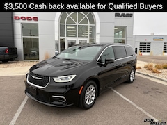 New 2026 Chrysler Pacifica SELECT Passenger Van 266004 for Sale near Middleton, WI, at Don Miller Dodge Chrysler Jeep Ram