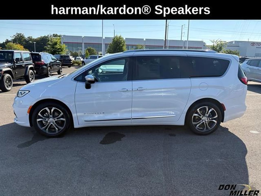 New 2026 Chrysler Pacifica Pinnacle Passenger Van