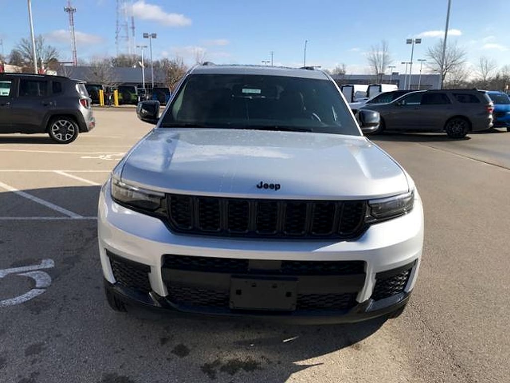 New 2025 Jeep Grand Cherokee L Altitude X Sport Utility