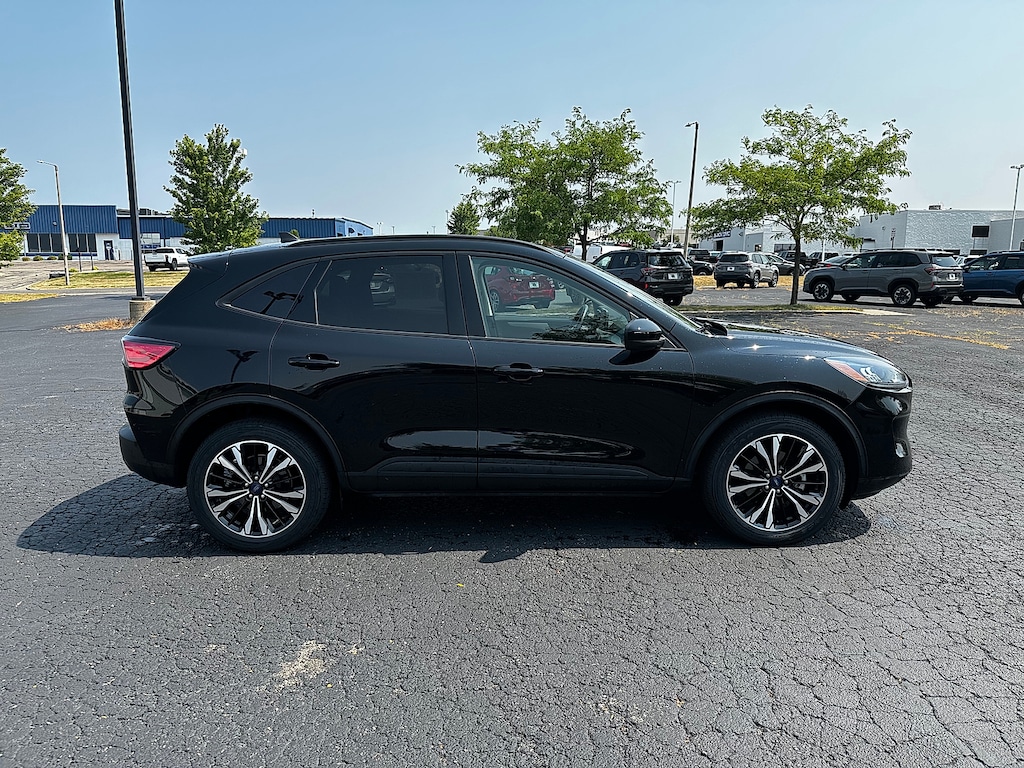 Used 2022 Ford Escape SE SUV