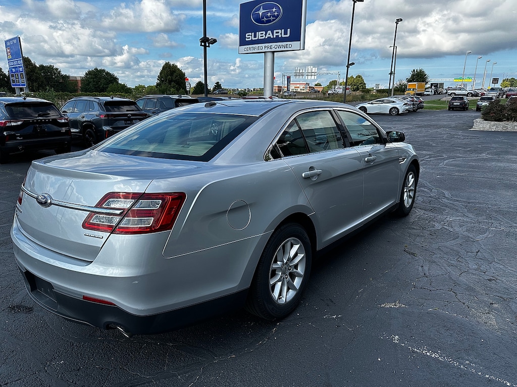 Used 2013 Ford Taurus SE Sedan