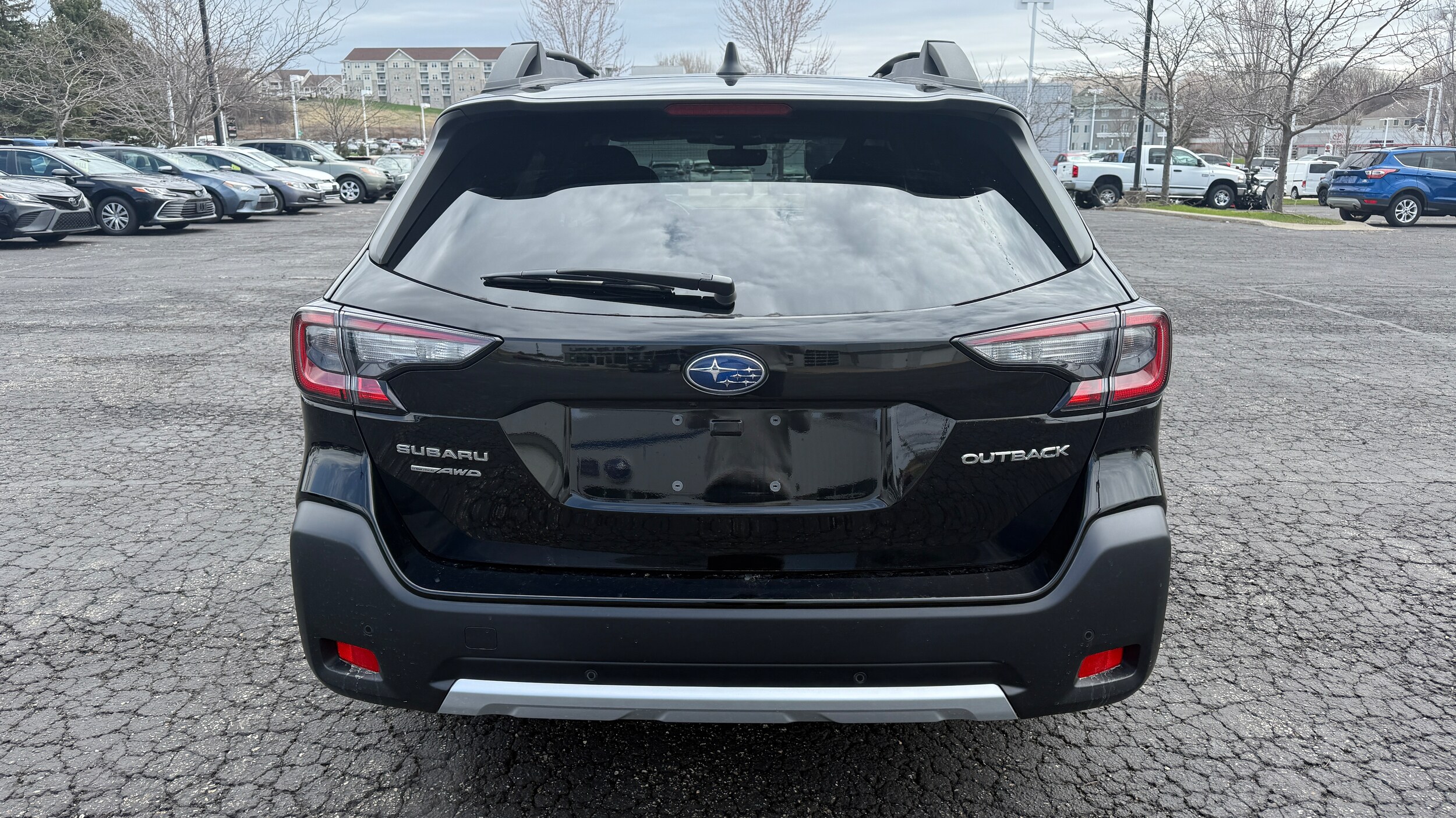 2023 Subaru Outback Limited photo 3