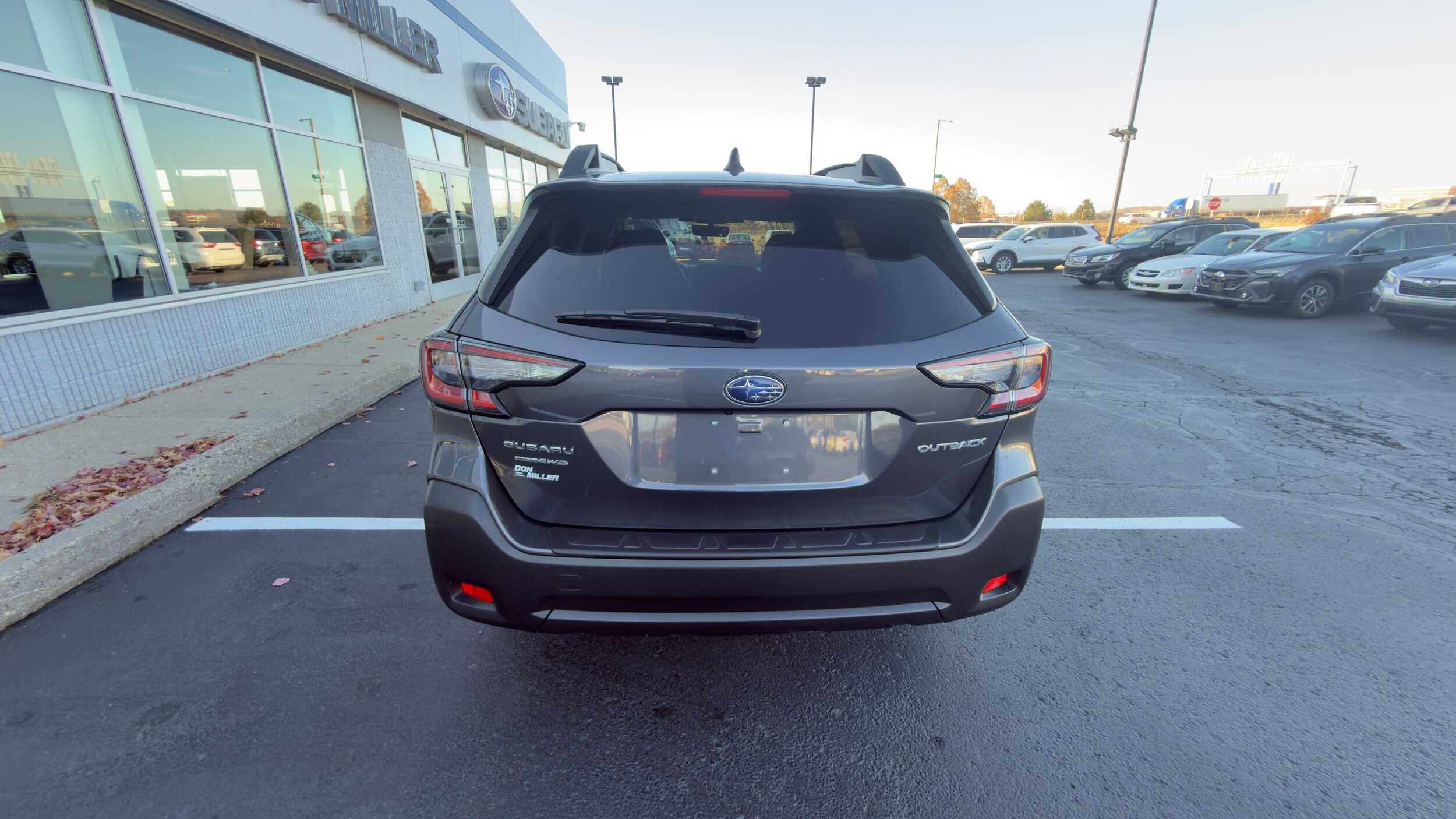 2025 Subaru Outback Premium photo 2