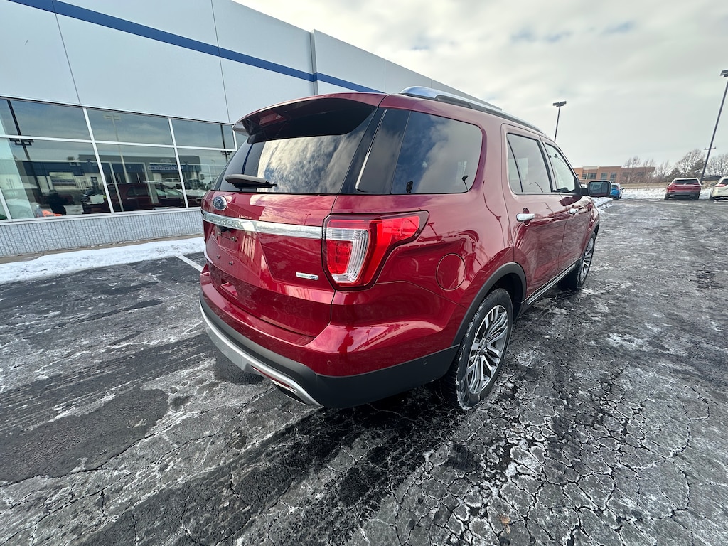 Used 2017 Ford Explorer Platinum SUV