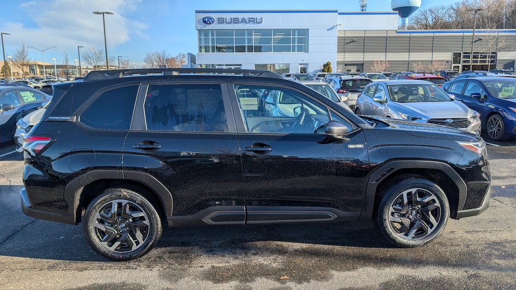 New 2025 Subaru Forester Limited Hybrid SUV