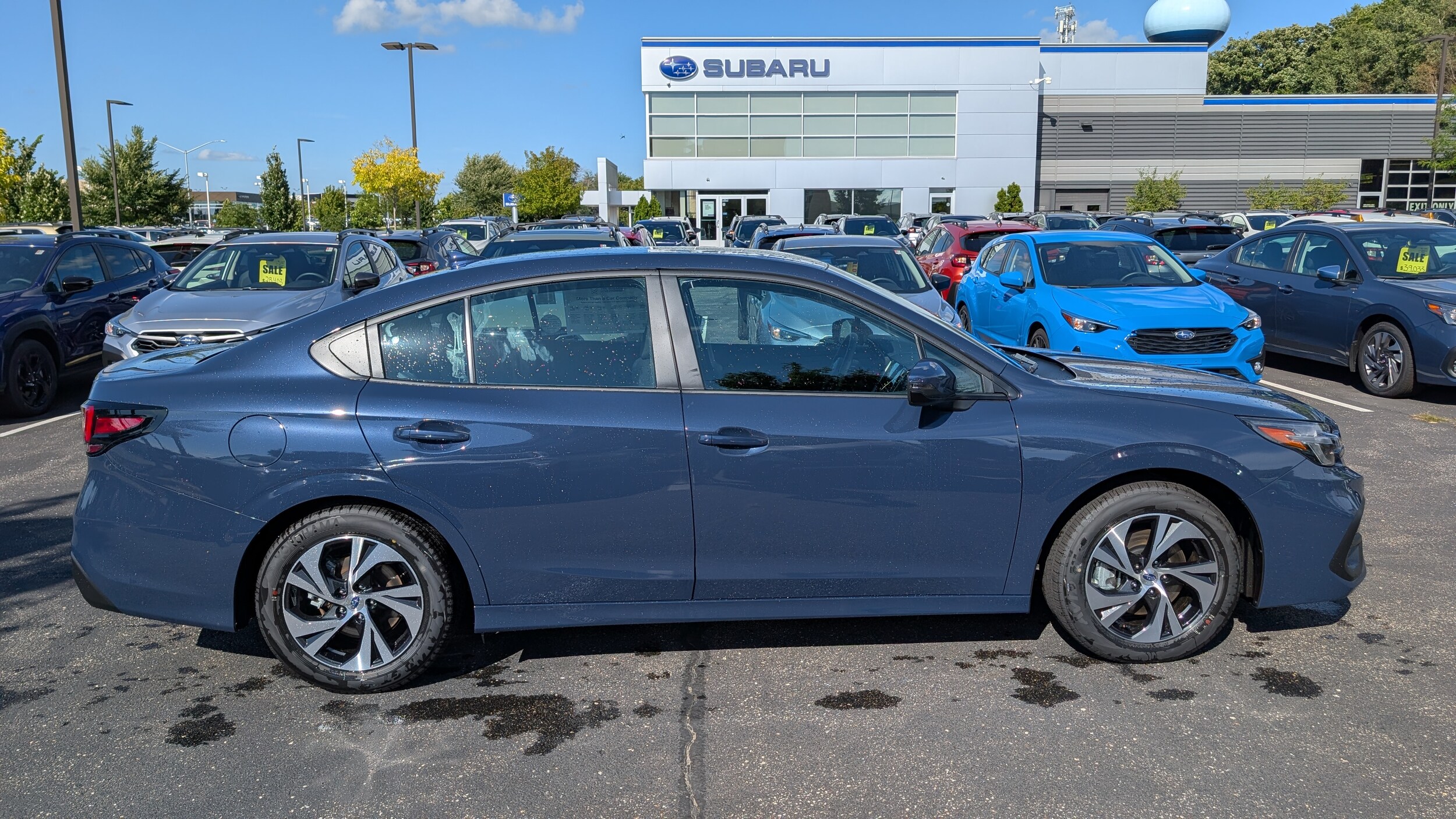 2025 Subaru Legacy Premium photo 2