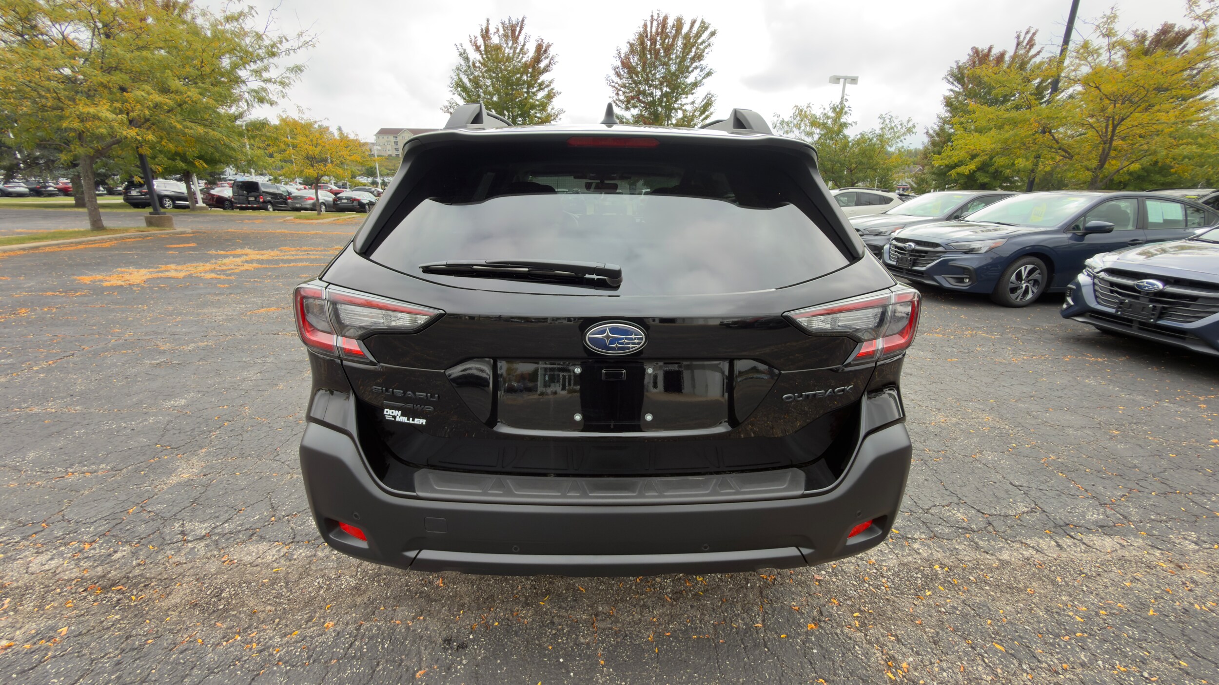 2025 Subaru Outback Onyx Edition photo 2