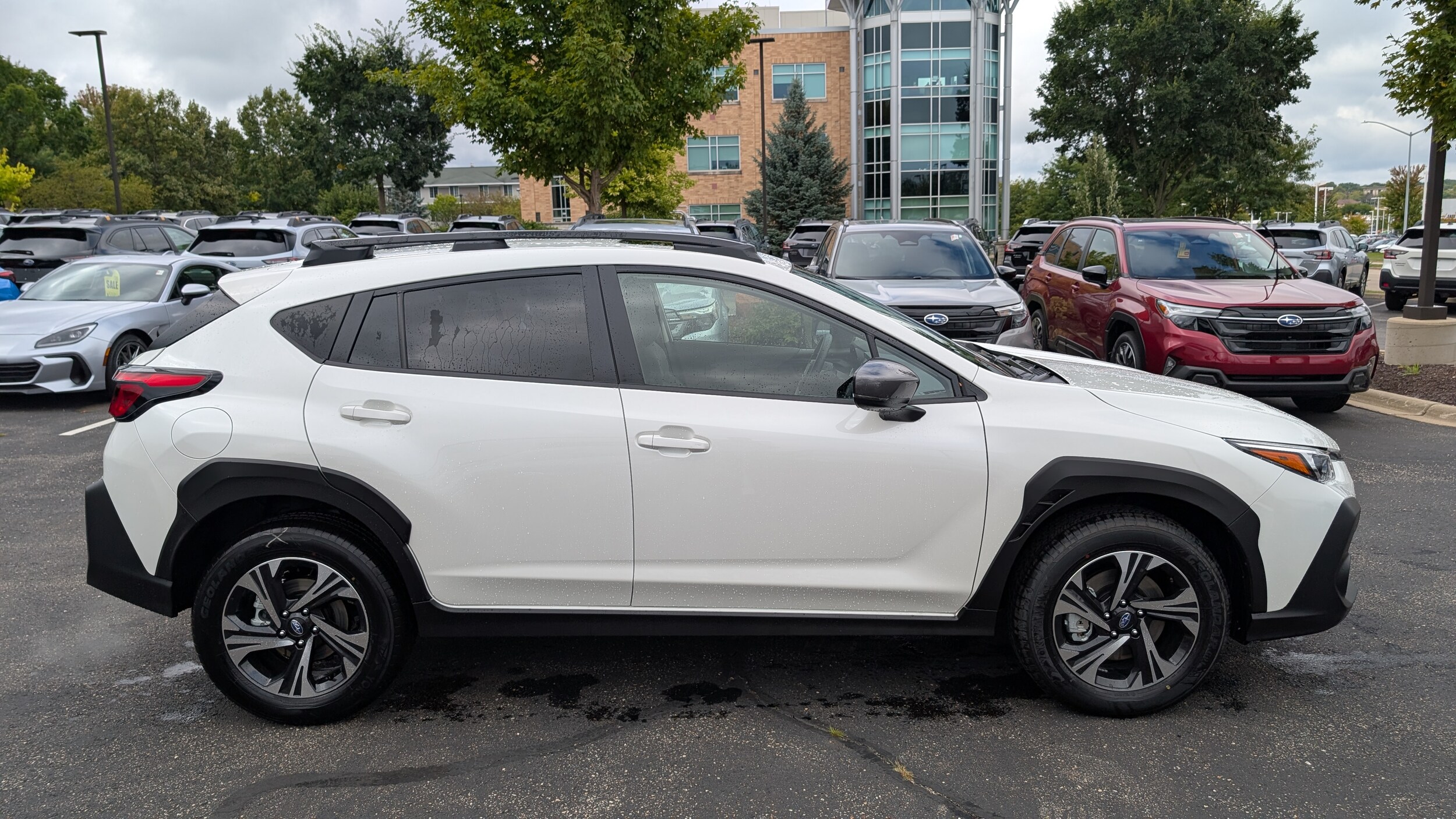 2025 Subaru Crosstrek Premium photo 2