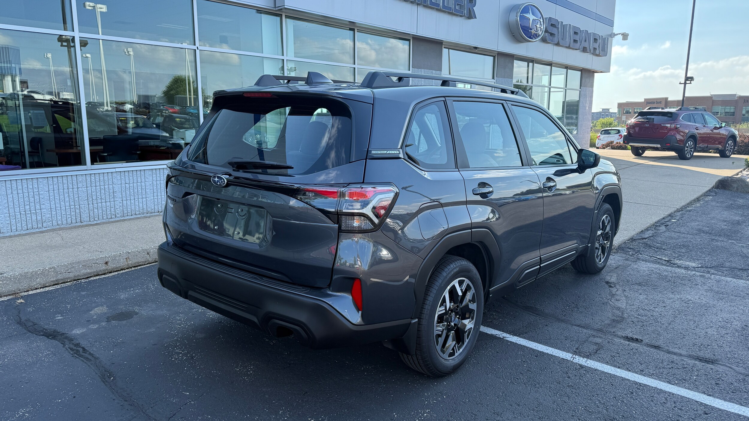 2025 Subaru Forester Base photo 2