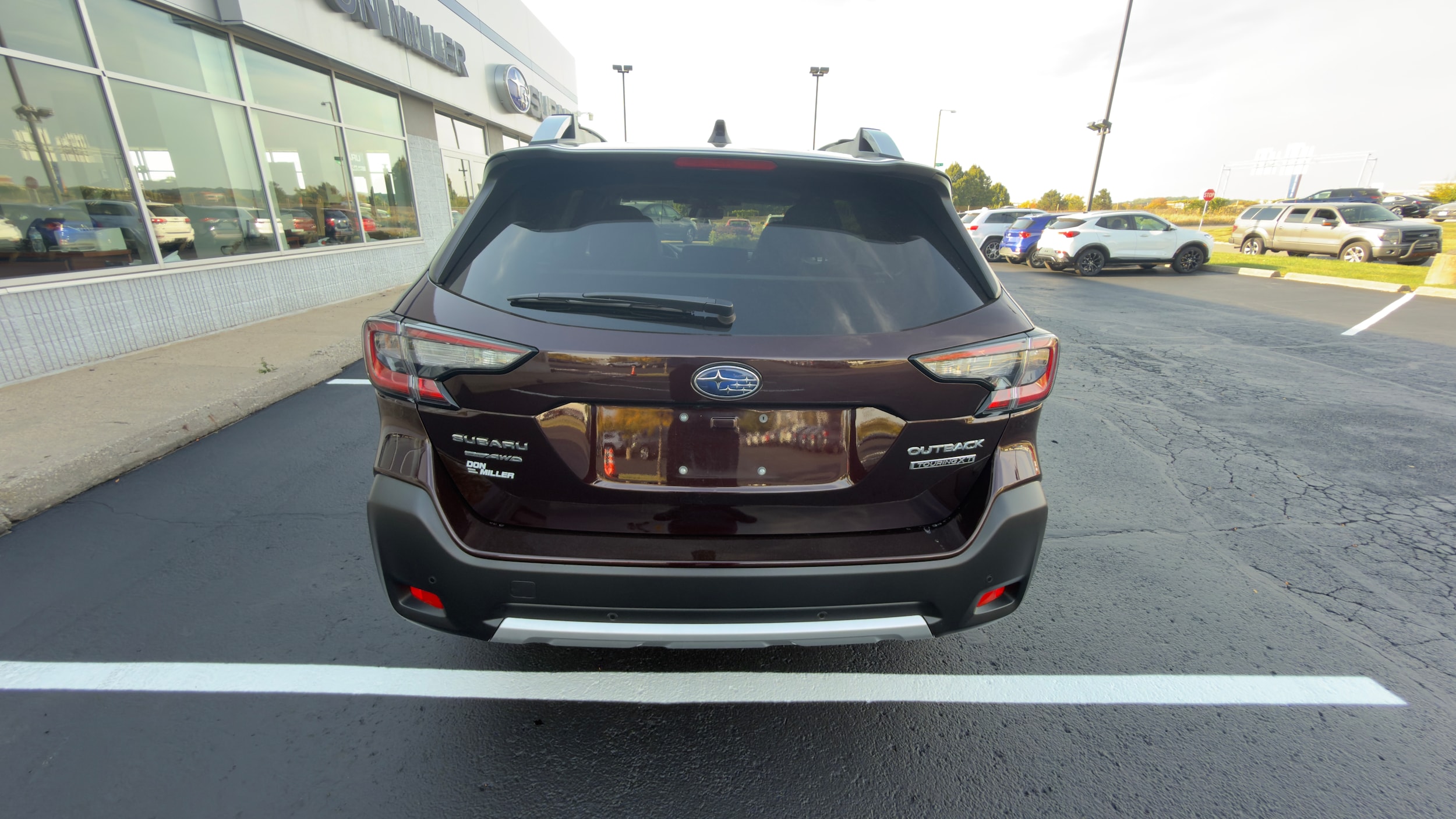 2025 Subaru Outback Touring XT photo 2