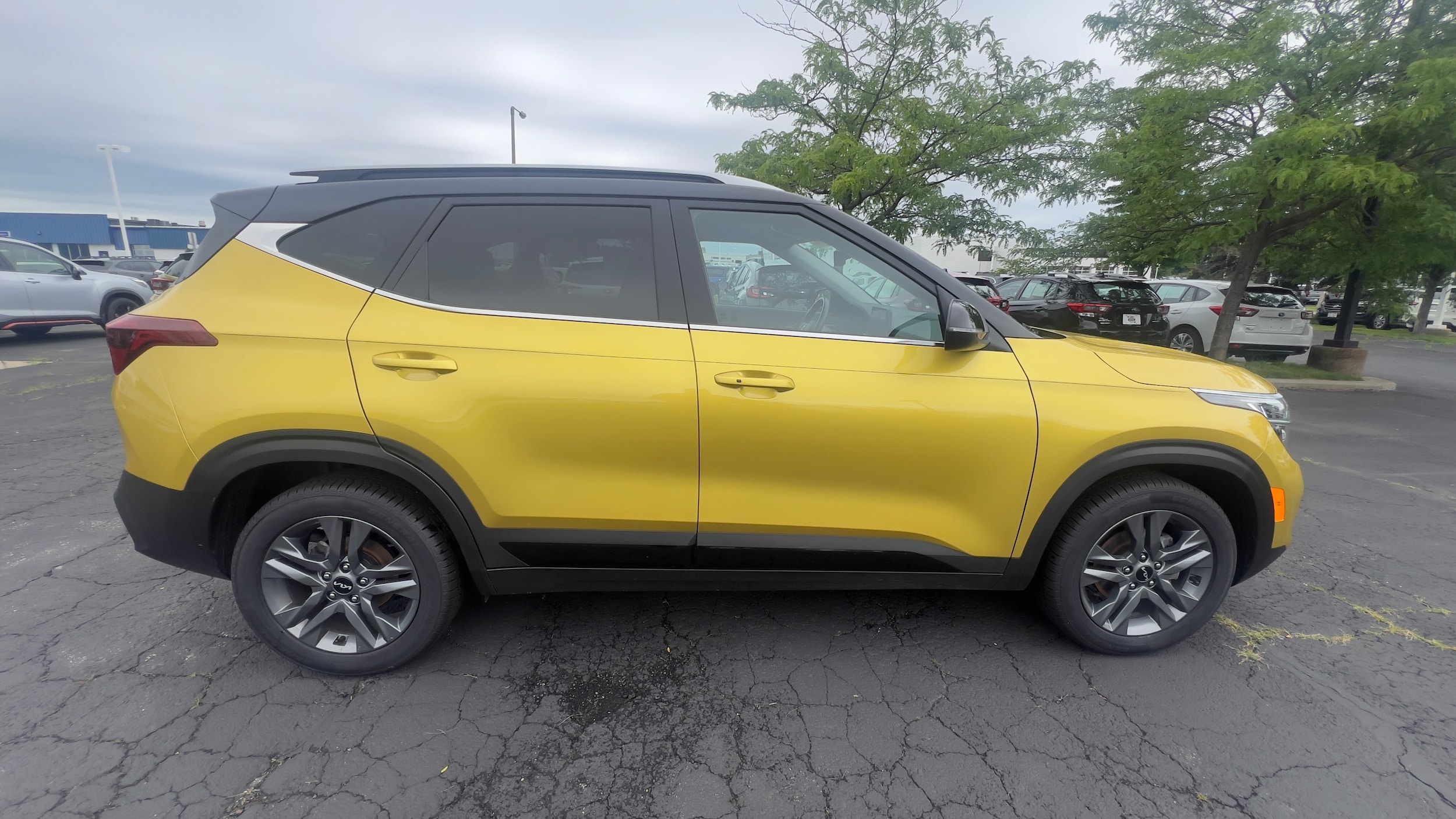 Used 2023 Kia Seltos S with VIN KNDEU2AA0P7392959 for sale in Madison, WI