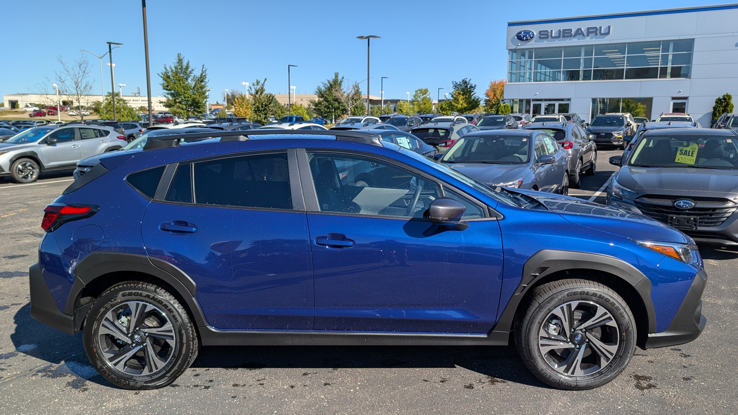 2025 Subaru Crosstrek Premium photo 2