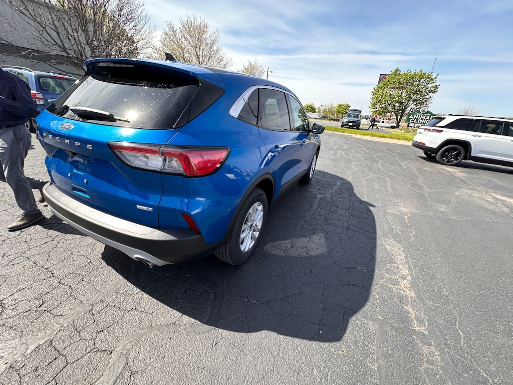 Used 2020 Ford Escape SE SUV