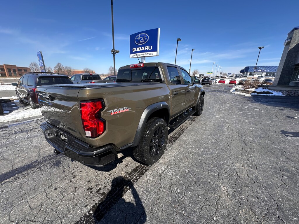 Used 2024 Chevrolet Colorado 4WD Trail Boss Truck Crew Cab