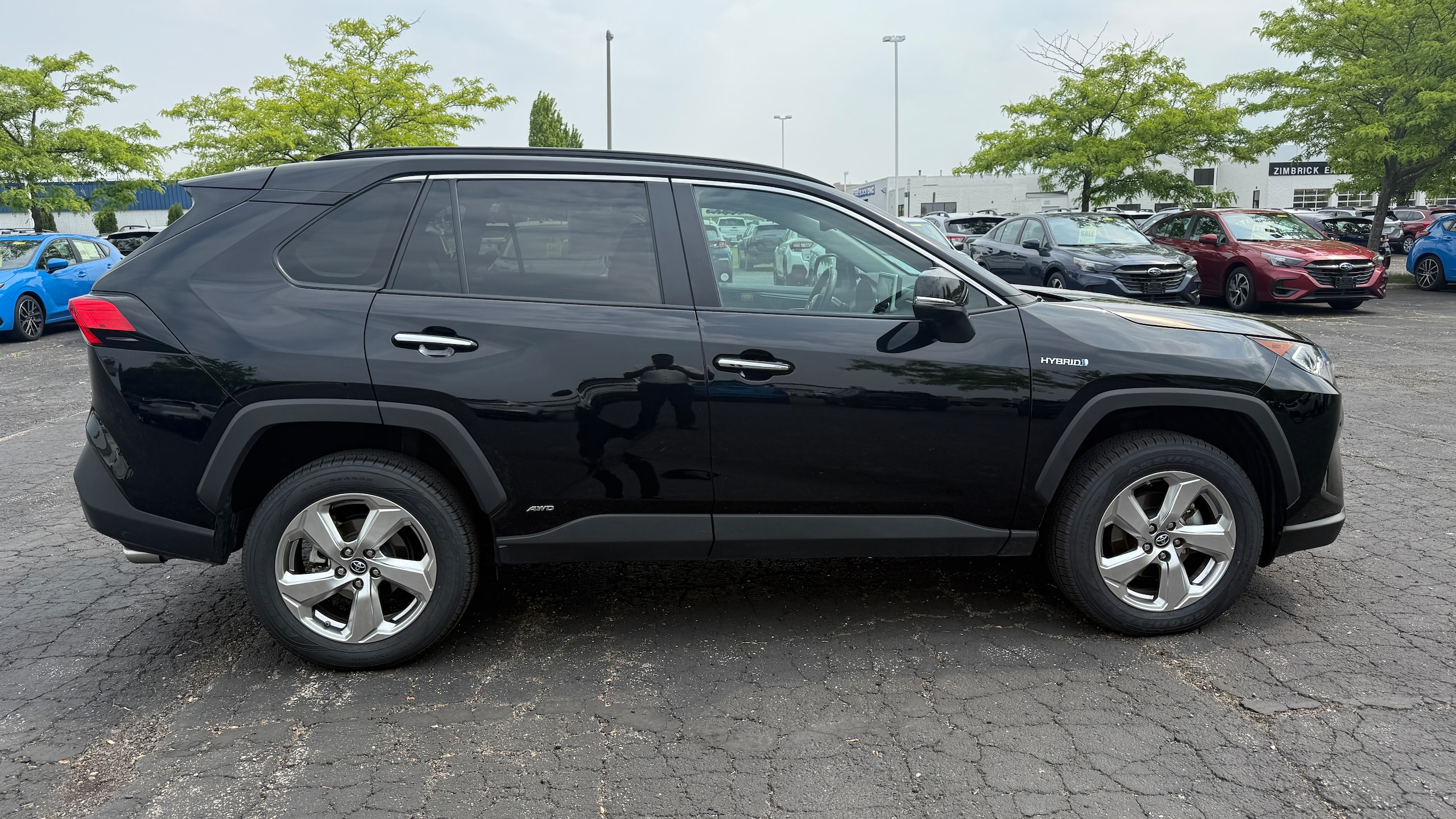 Used 2019 Toyota RAV4 Limited with VIN 2T3DWRFV3KW030017 for sale in Madison, WI