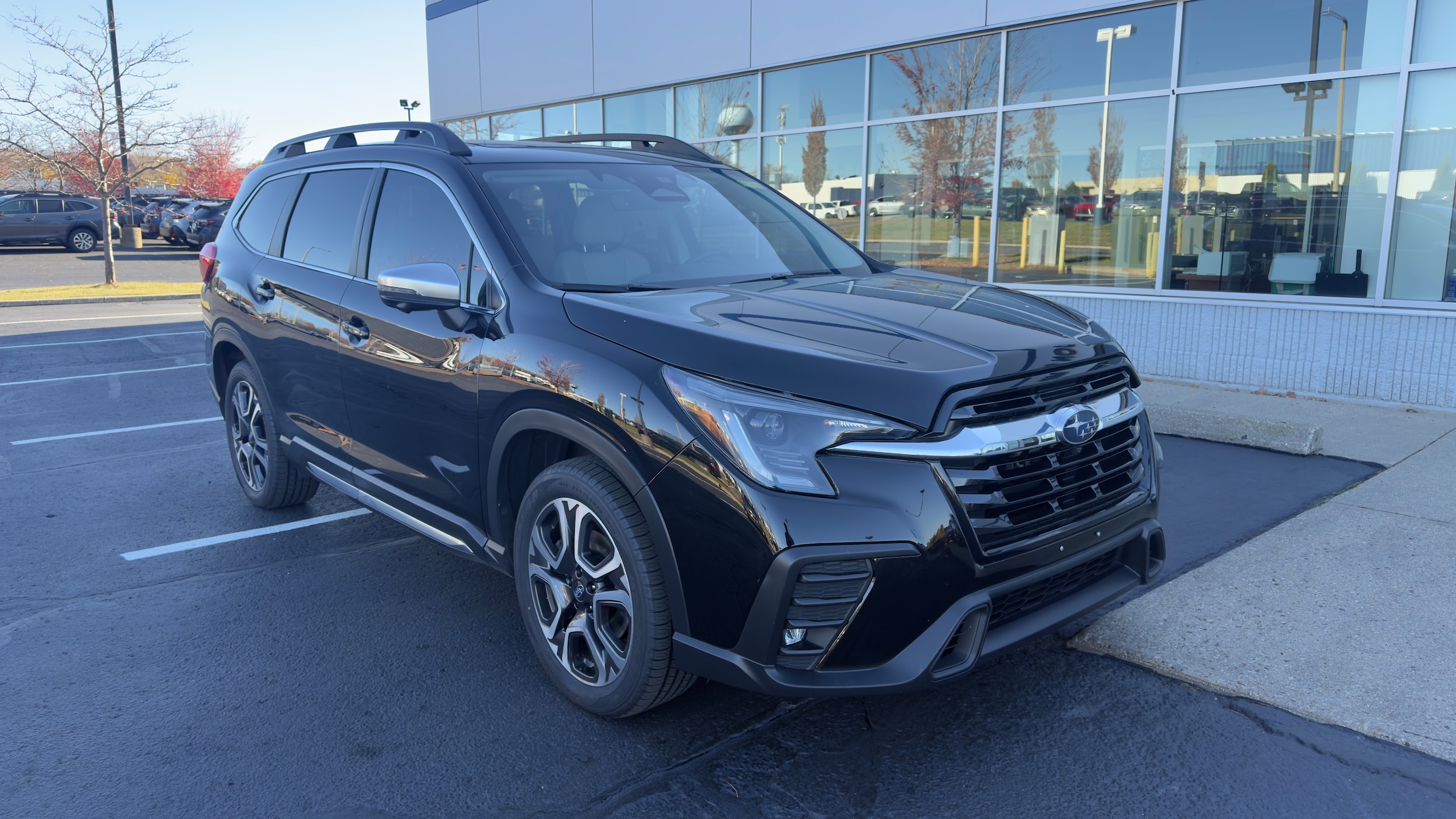 2023 Subaru Ascent Limited's photo