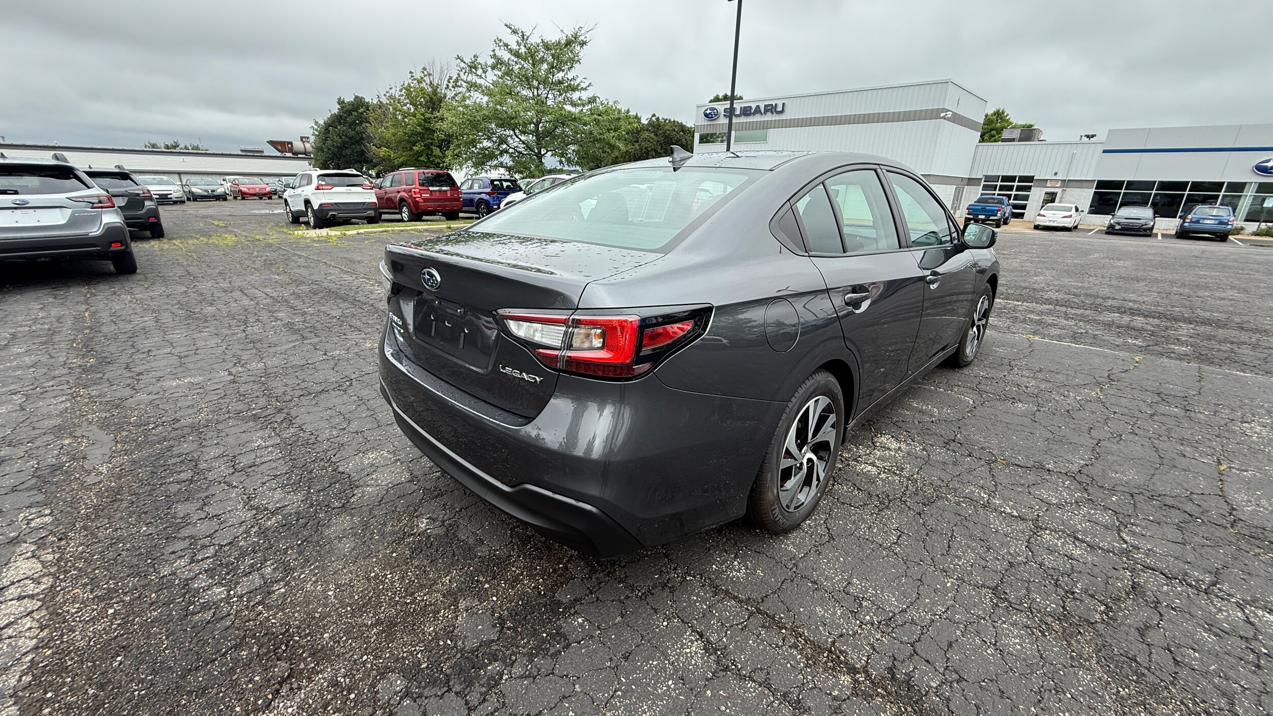 2025 Subaru Legacy Premium photo 3