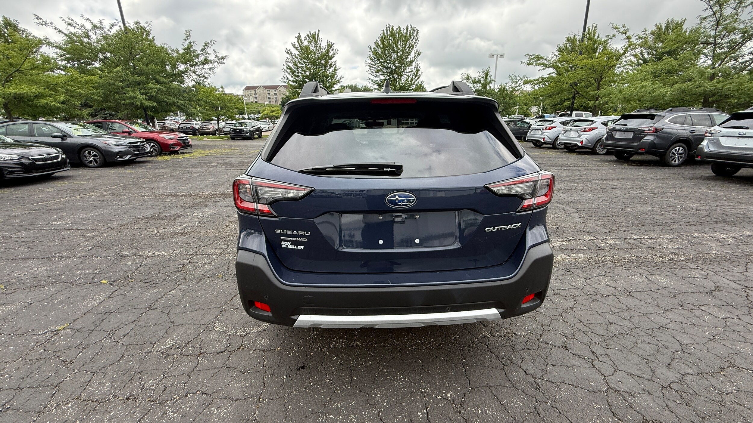 2024 Subaru Outback Limited photo 4