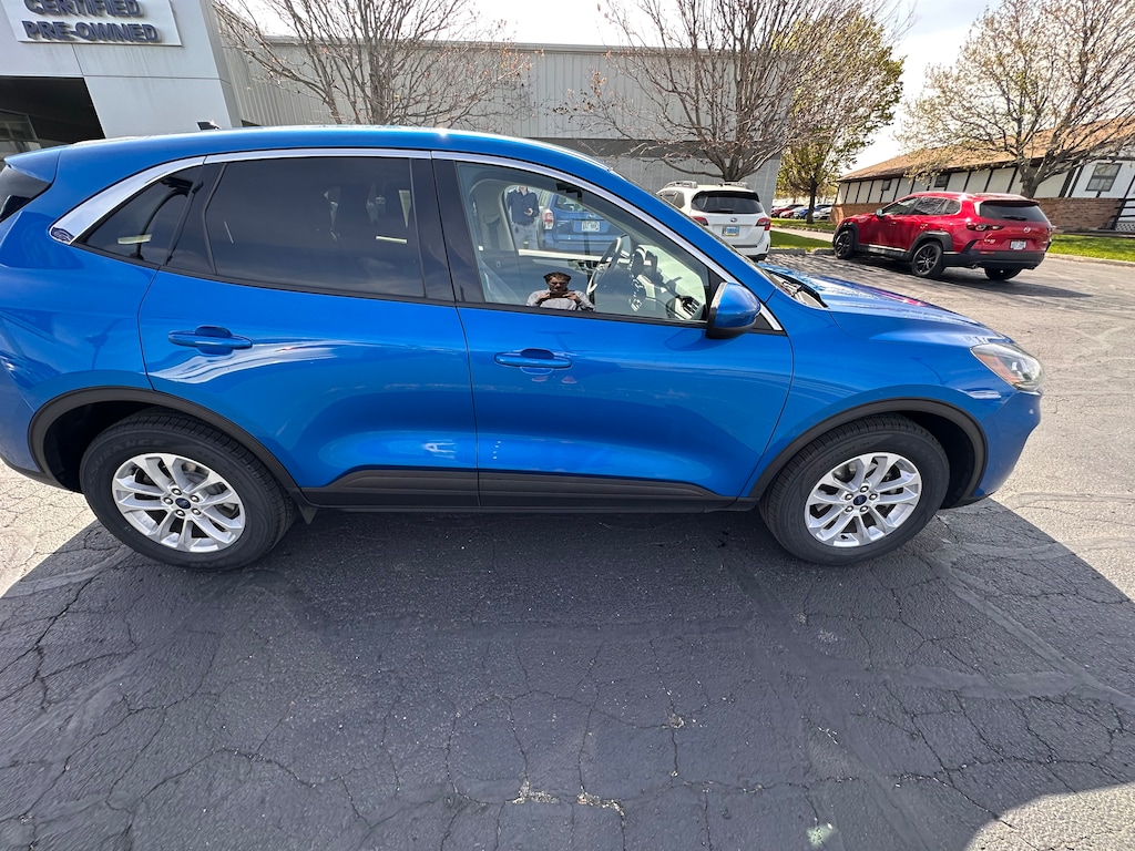 Used 2020 Ford Escape SE SUV