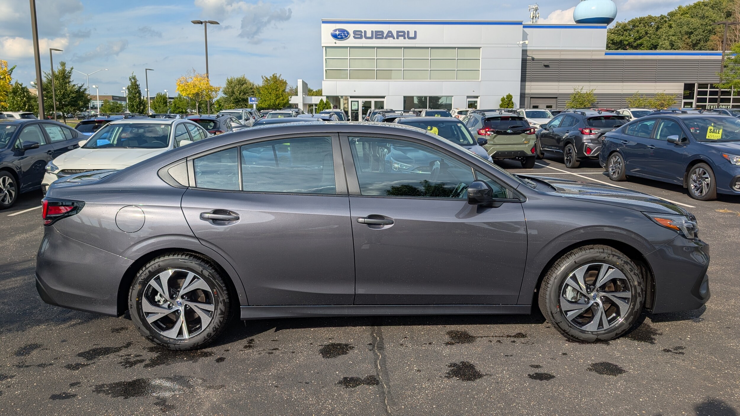 2025 Subaru Legacy Premium photo 2