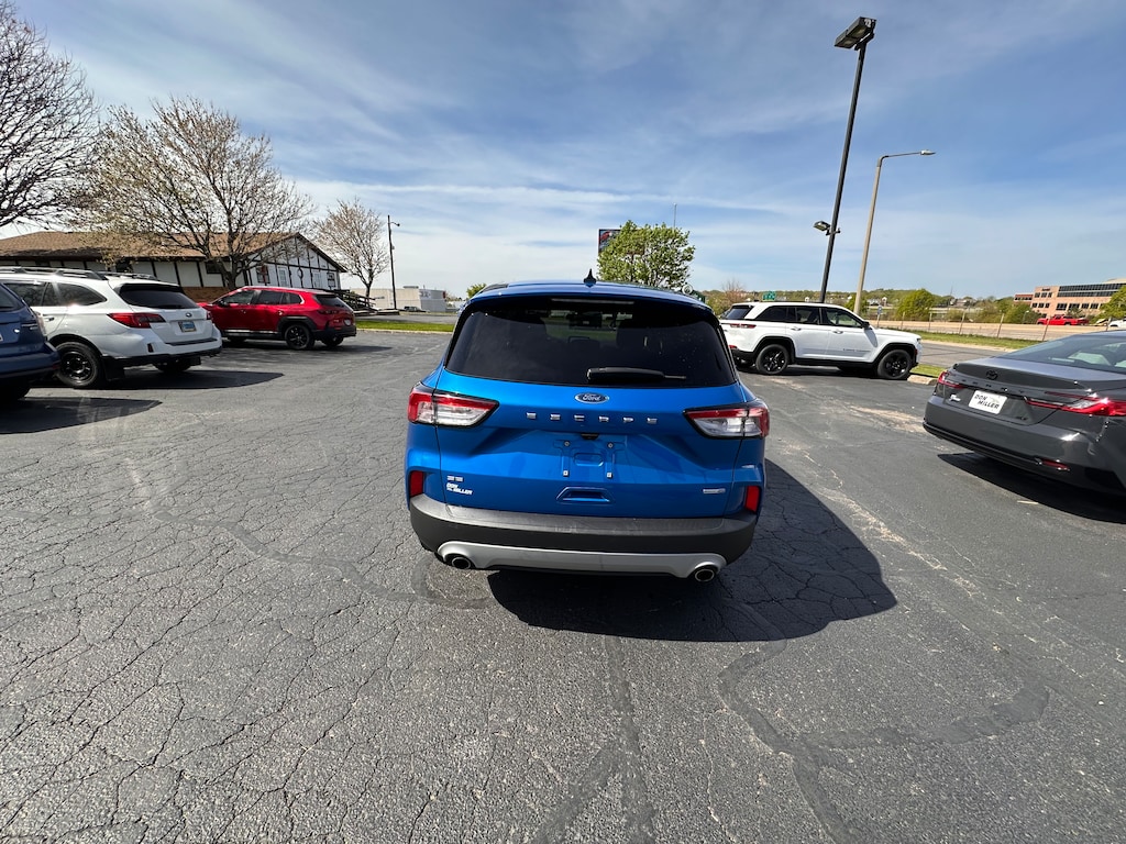 Used 2020 Ford Escape SE SUV