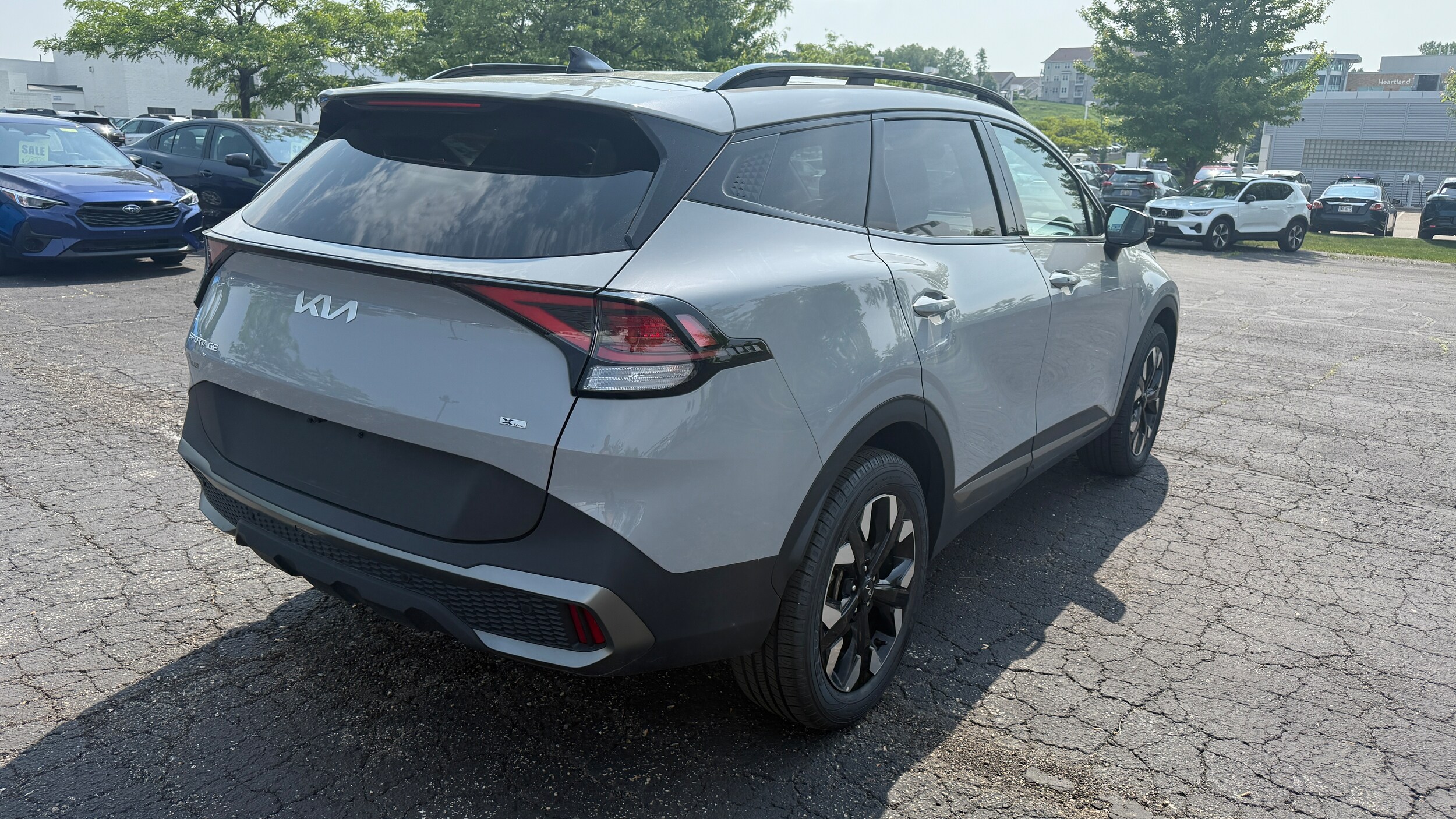 2023 Kia Sportage X-Line photo 3