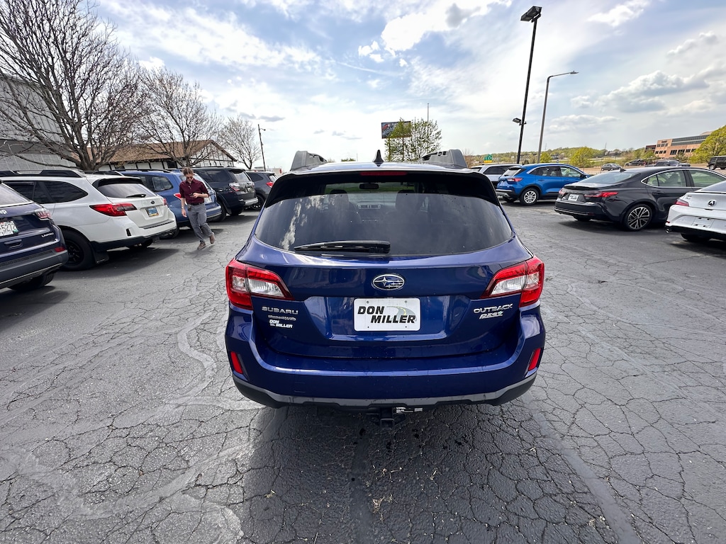 Used 2016 Subaru Outback 2.5i Limited SUV