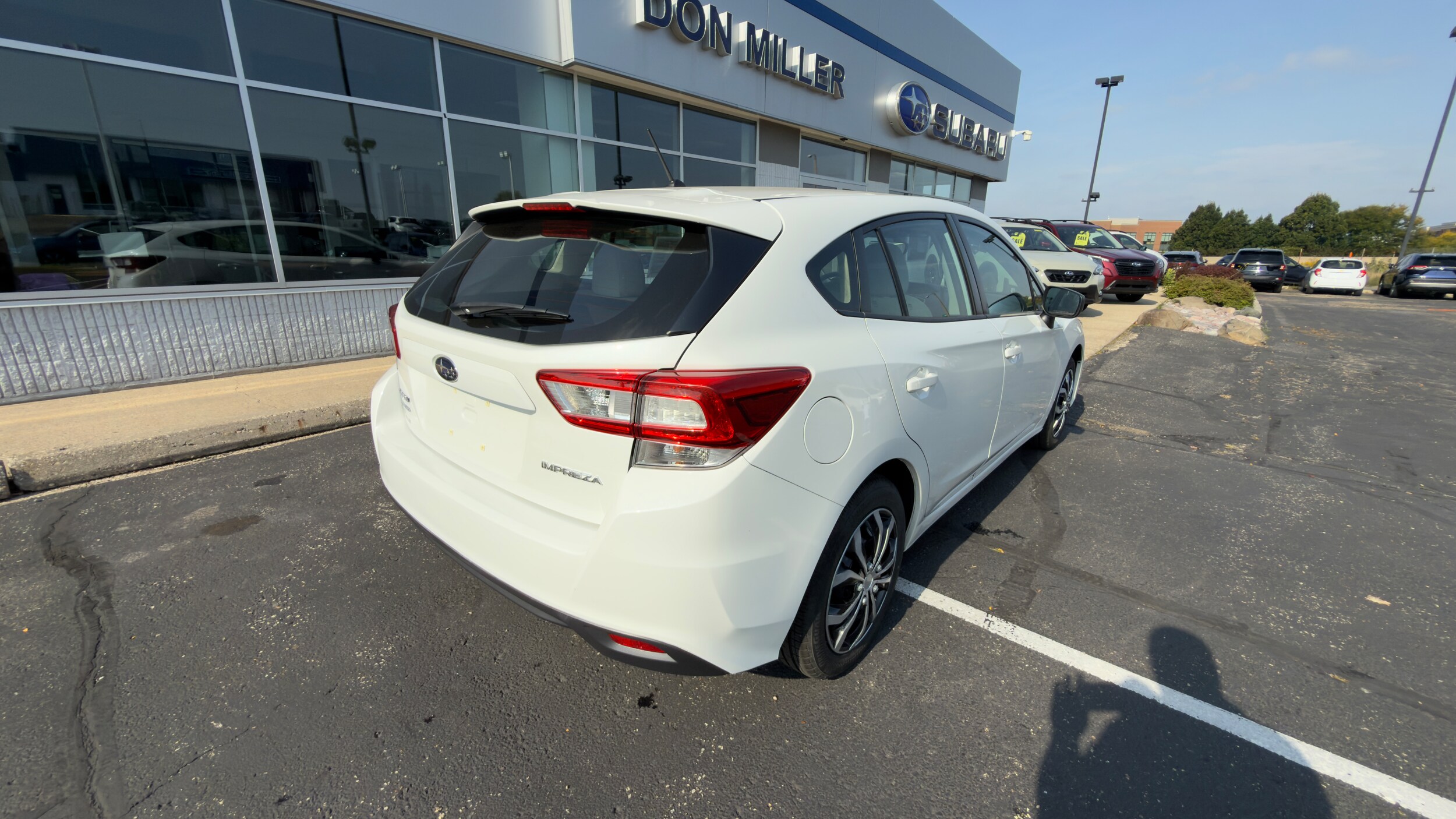 2017 Subaru Impreza Base photo 3