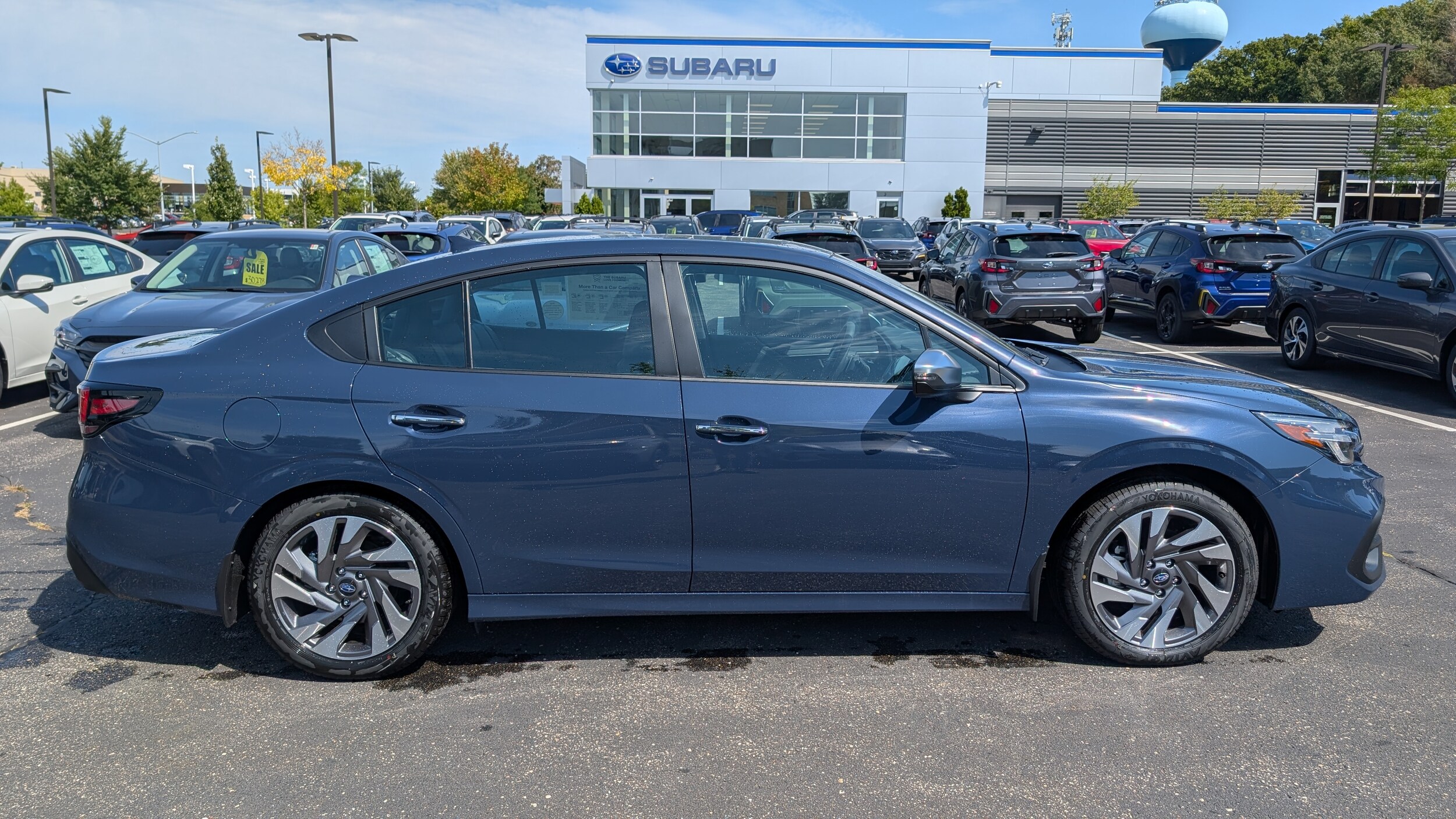 2025 Subaru Legacy Touring XT photo 2