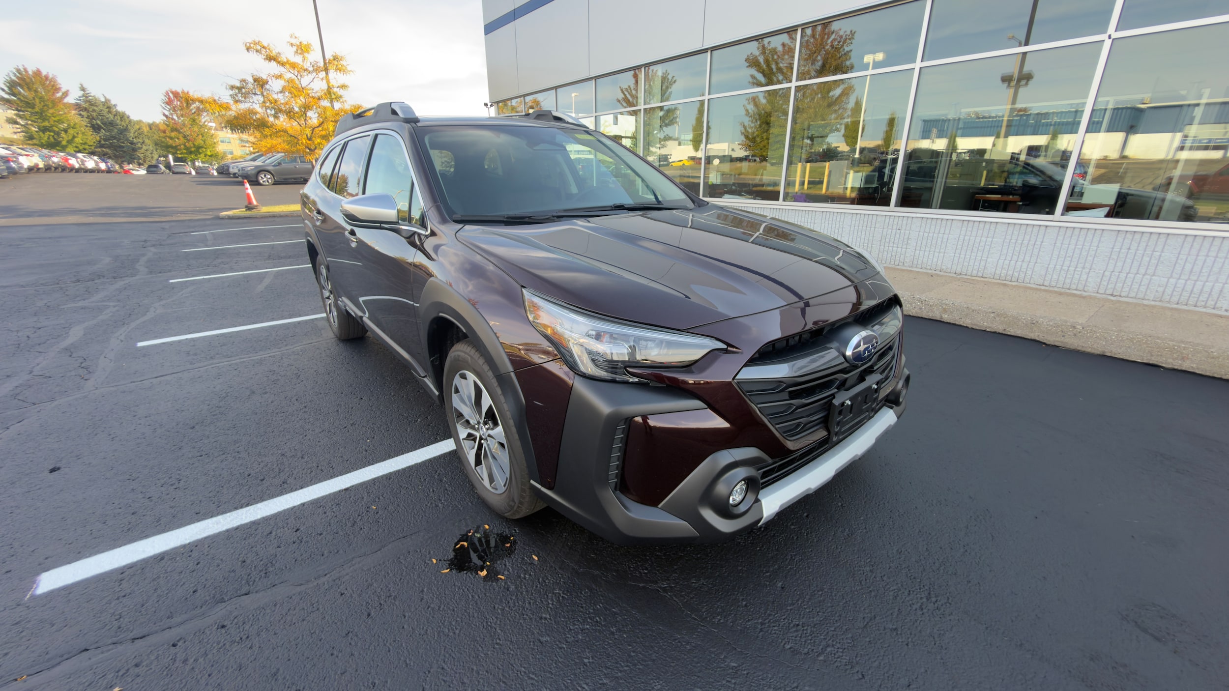 2025 Subaru Outback Touring's photo