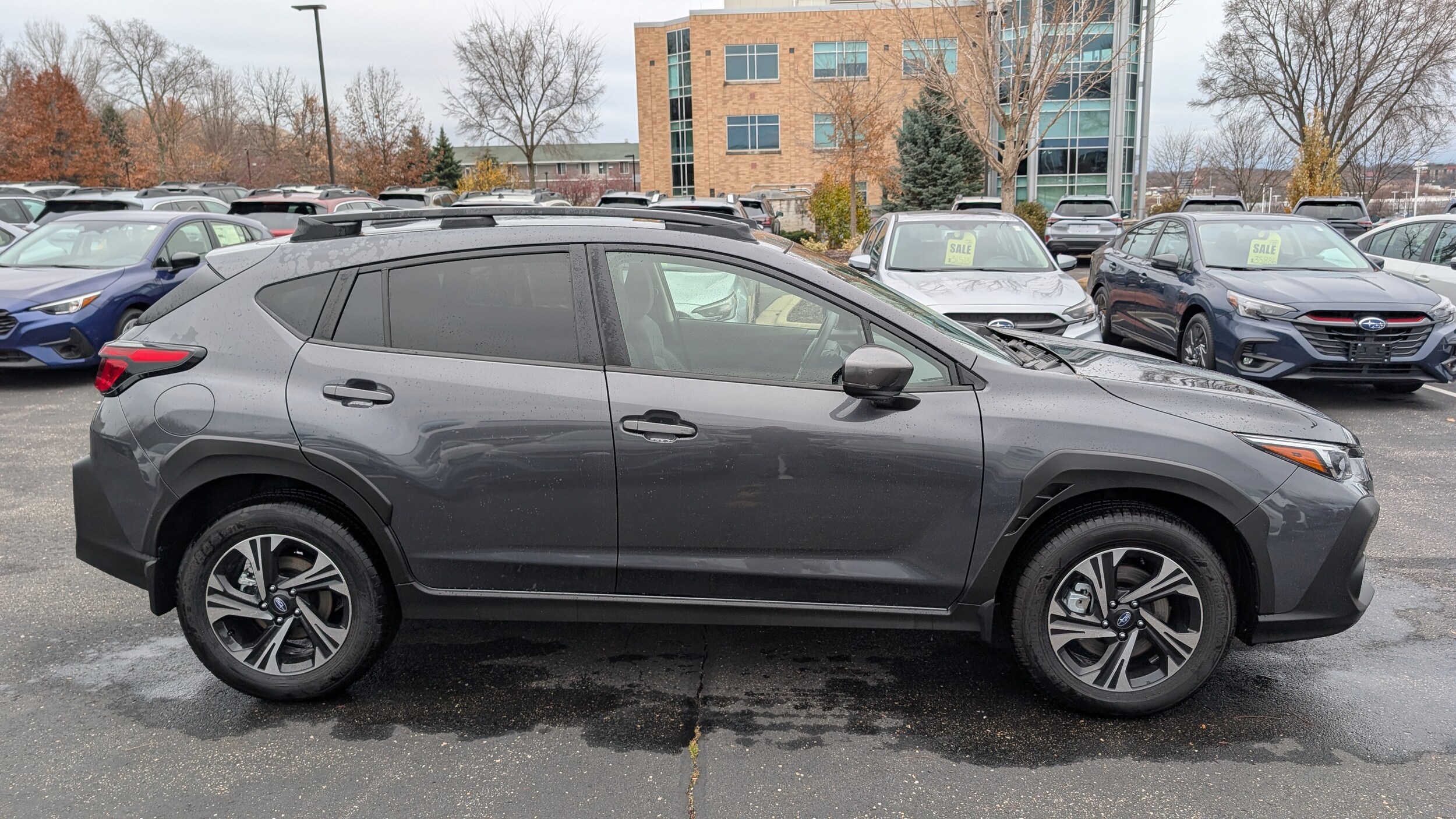 2025 Subaru Crosstrek Premium photo 2