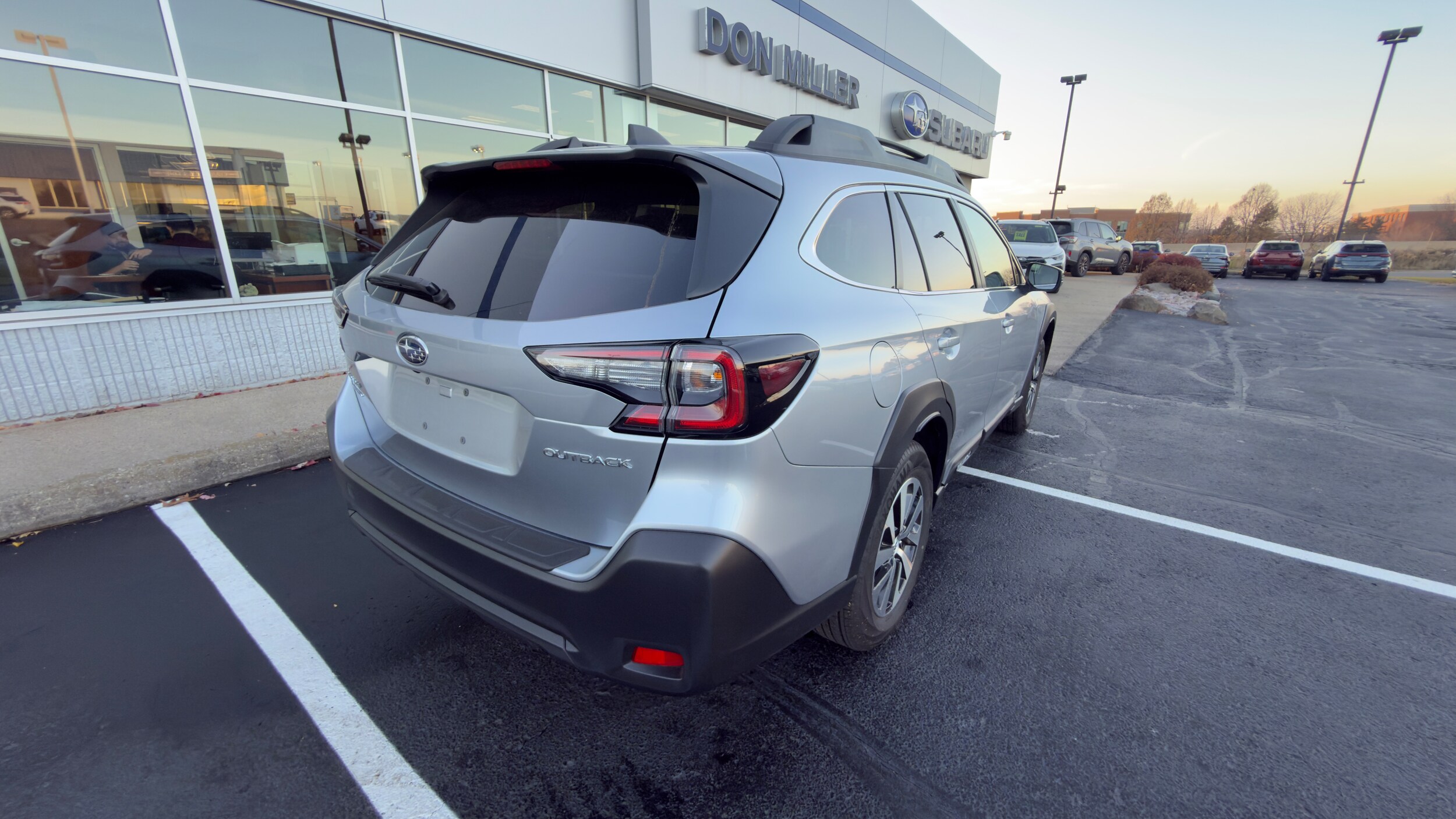 2025 Subaru Outback Premium photo 3