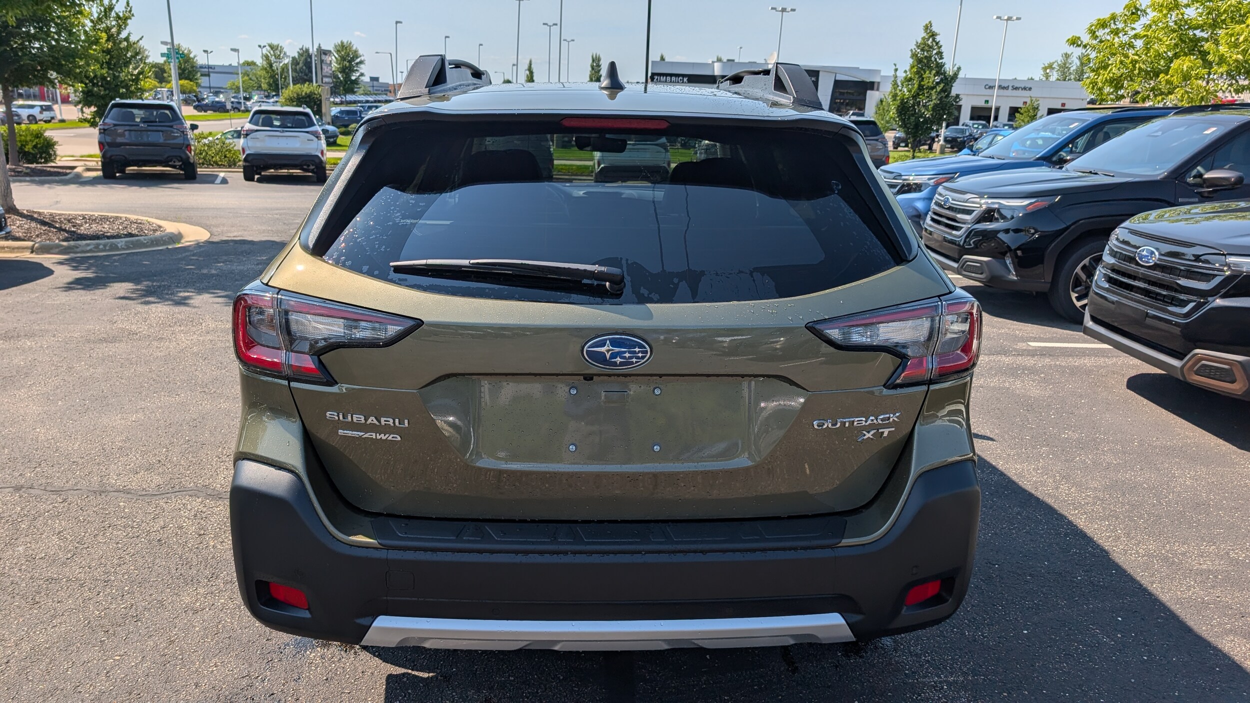 2025 Subaru Outback Limited XT photo 3