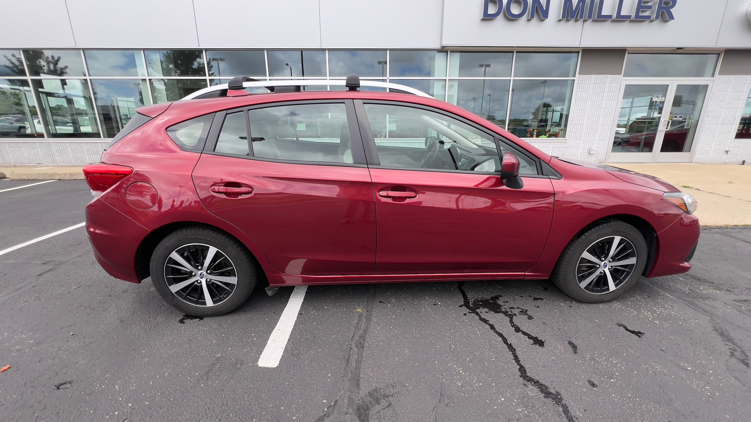 Used 2020 Subaru Impreza Premium with VIN 4S3GTAV69L3715645 for sale in Madison, WI