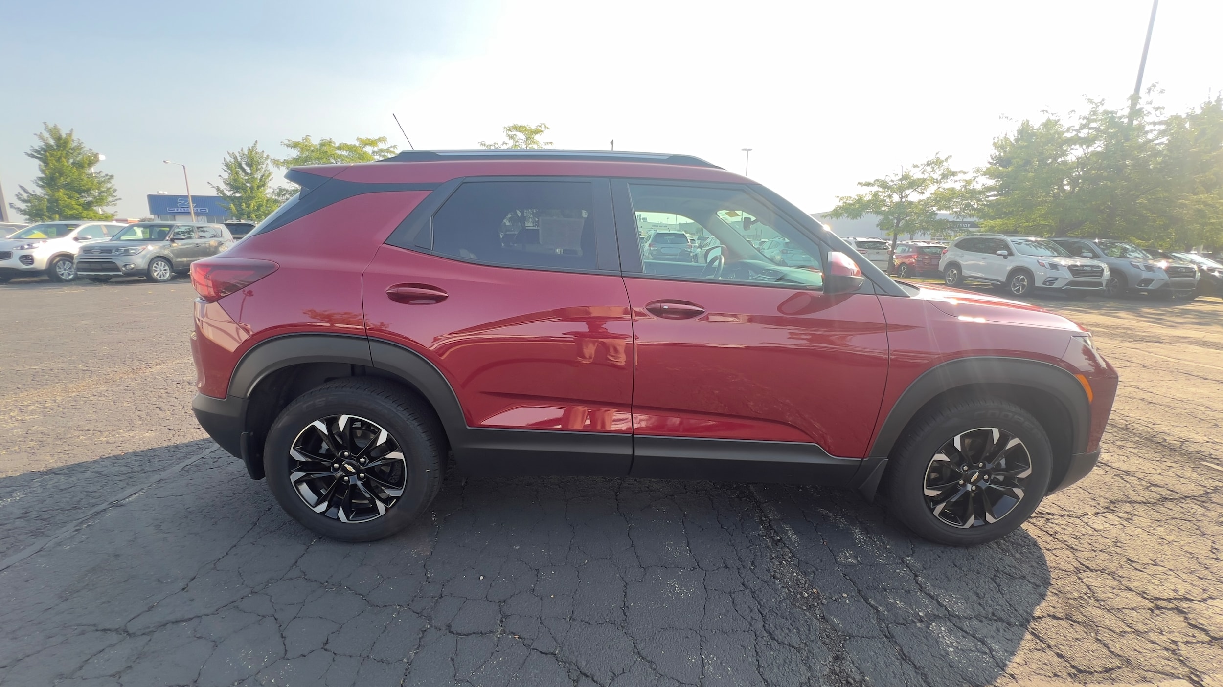 Used 2021 Chevrolet Trailblazer LT with VIN KL79MRSL6MB047032 for sale in Madison, WI