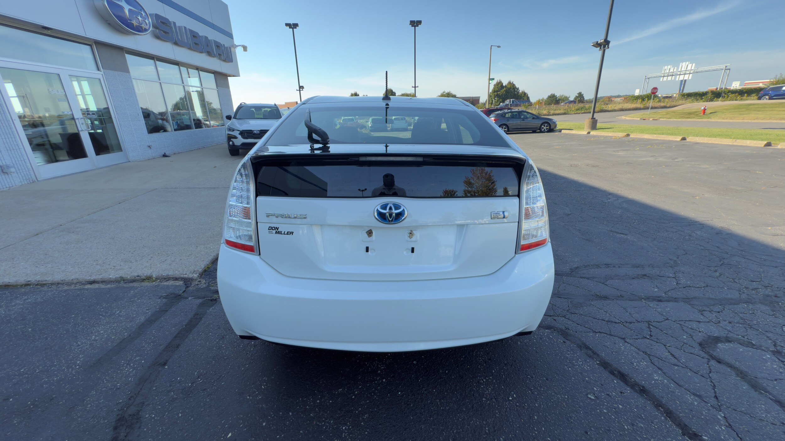 2010 Toyota Prius Base photo 4