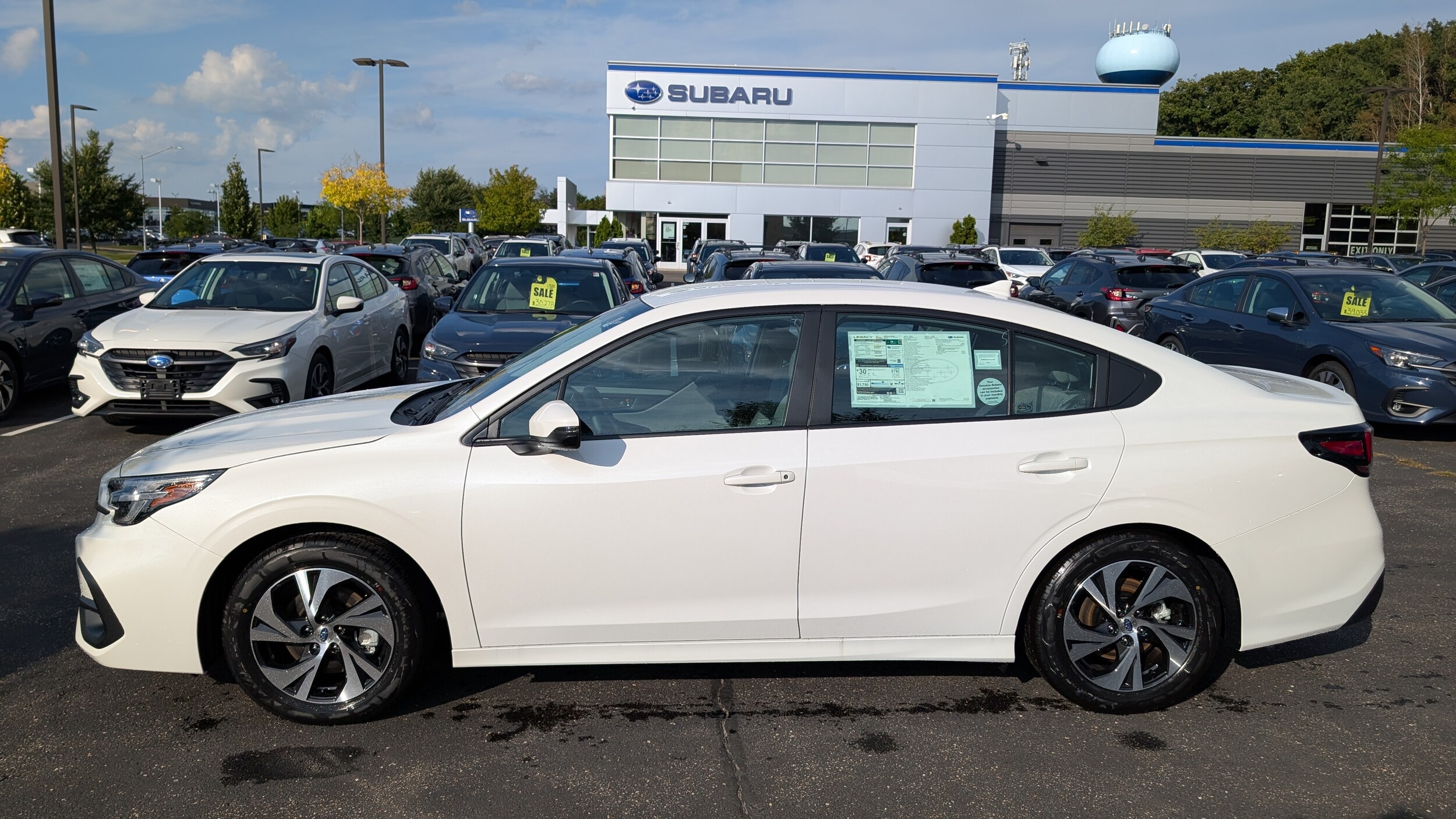 2025 Subaru Legacy Premium photo 3