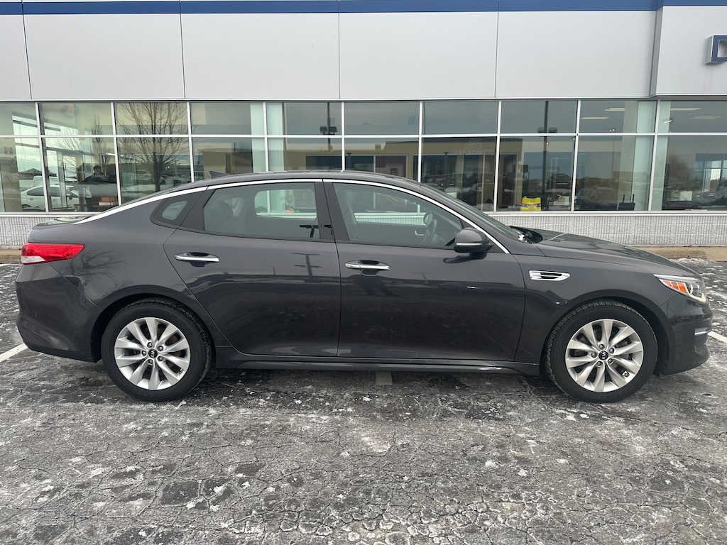 Used 2017 Kia Optima EX Sedan