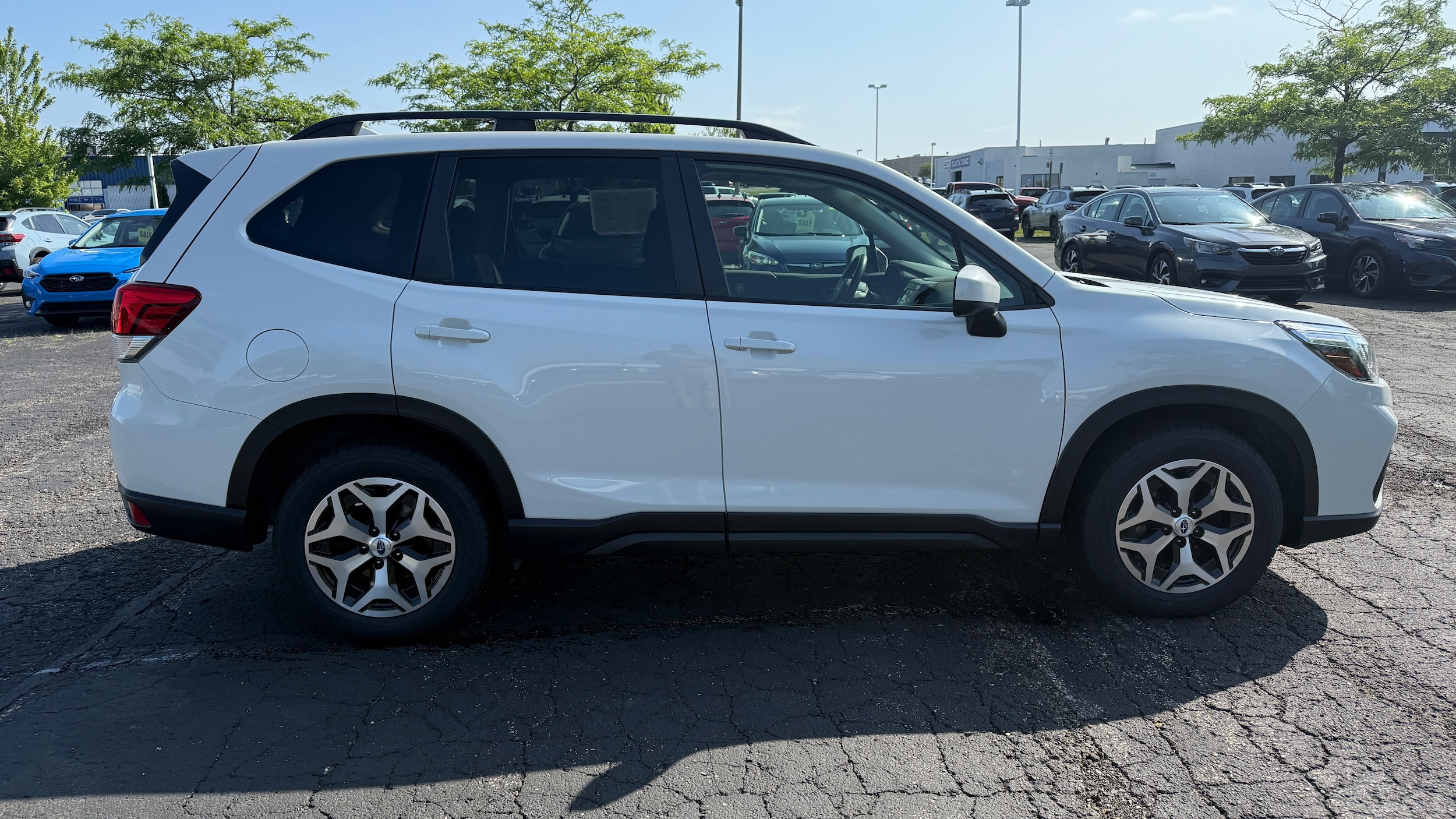Used 2019 Subaru Forester Premium with VIN JF2SKAGCXKH531639 for sale in Madison, WI