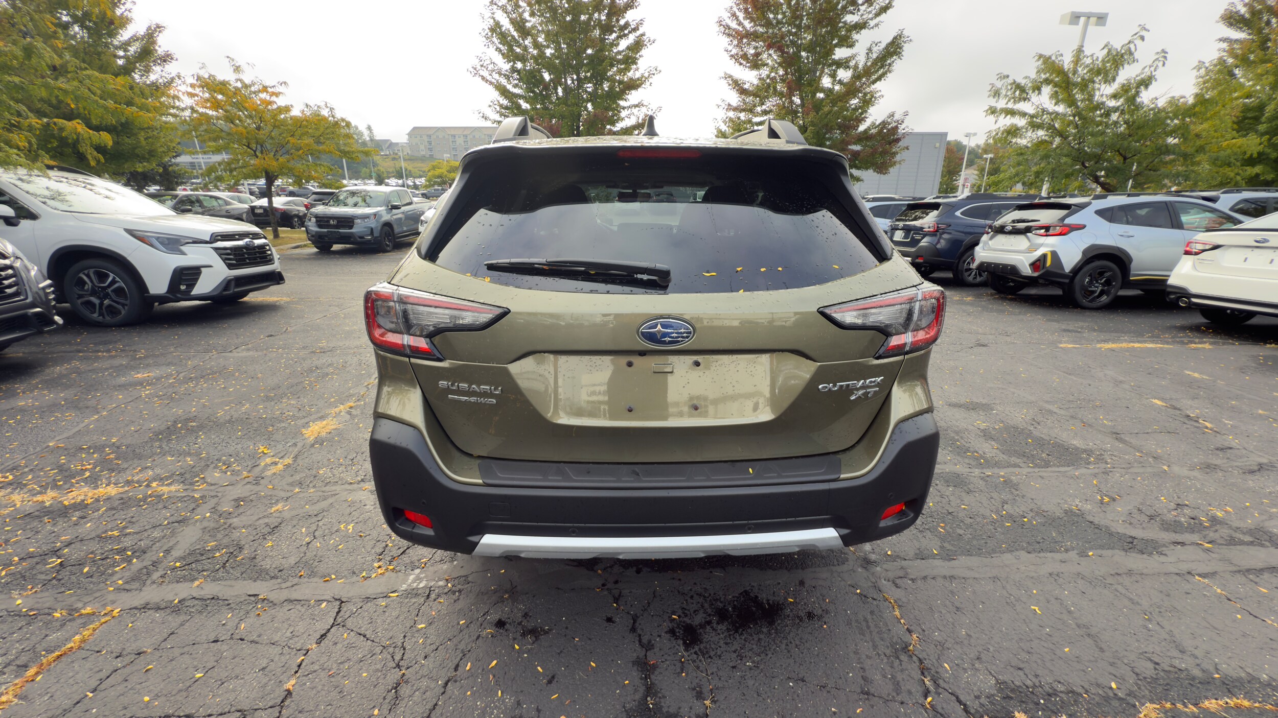 2023 Subaru Outback Limited XT photo 3