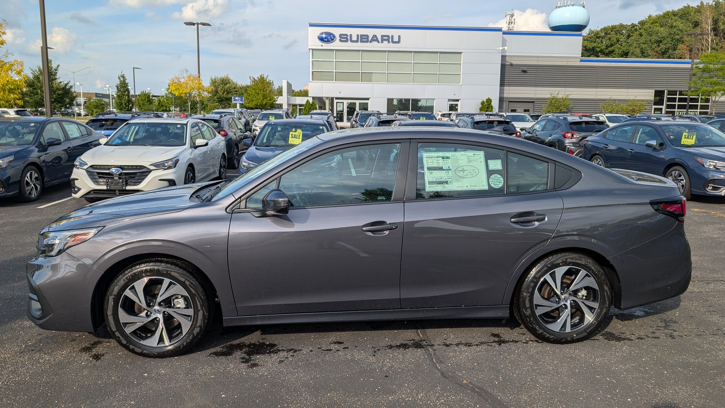 2025 Subaru Legacy Premium photo 4