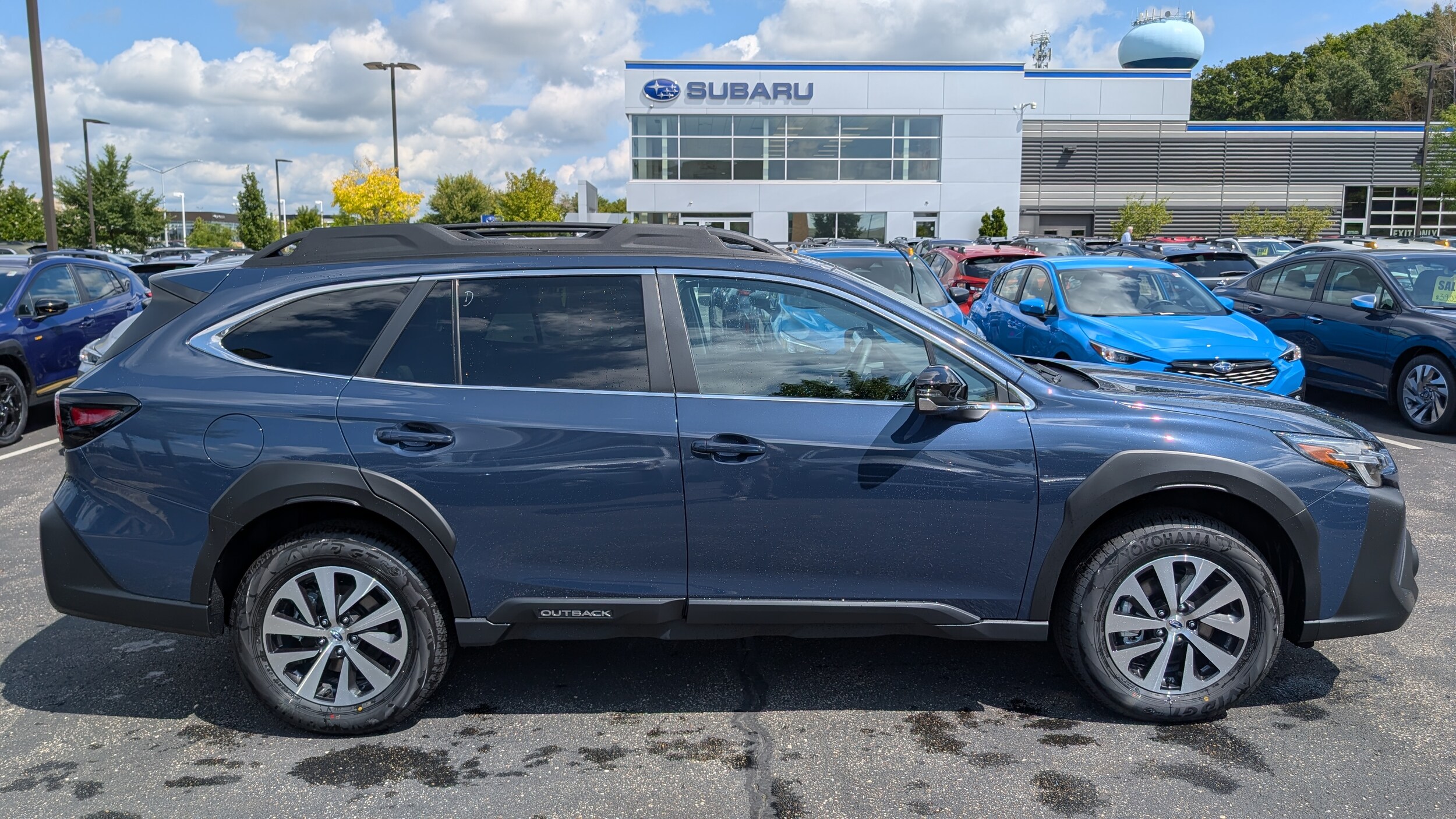 2025 Subaru Outback Premium photo 4