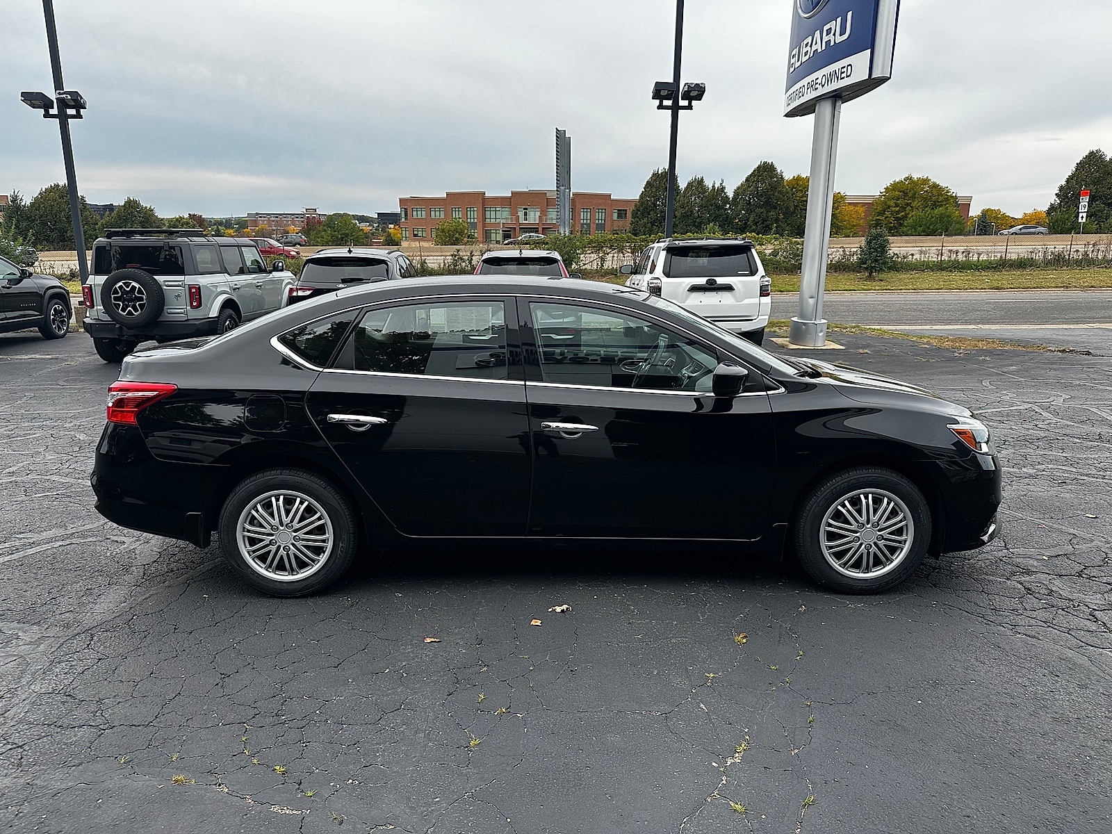 Used 2017 Nissan Sentra SV with VIN 3N1AB7AP1HY256428 for sale in Madison, WI
