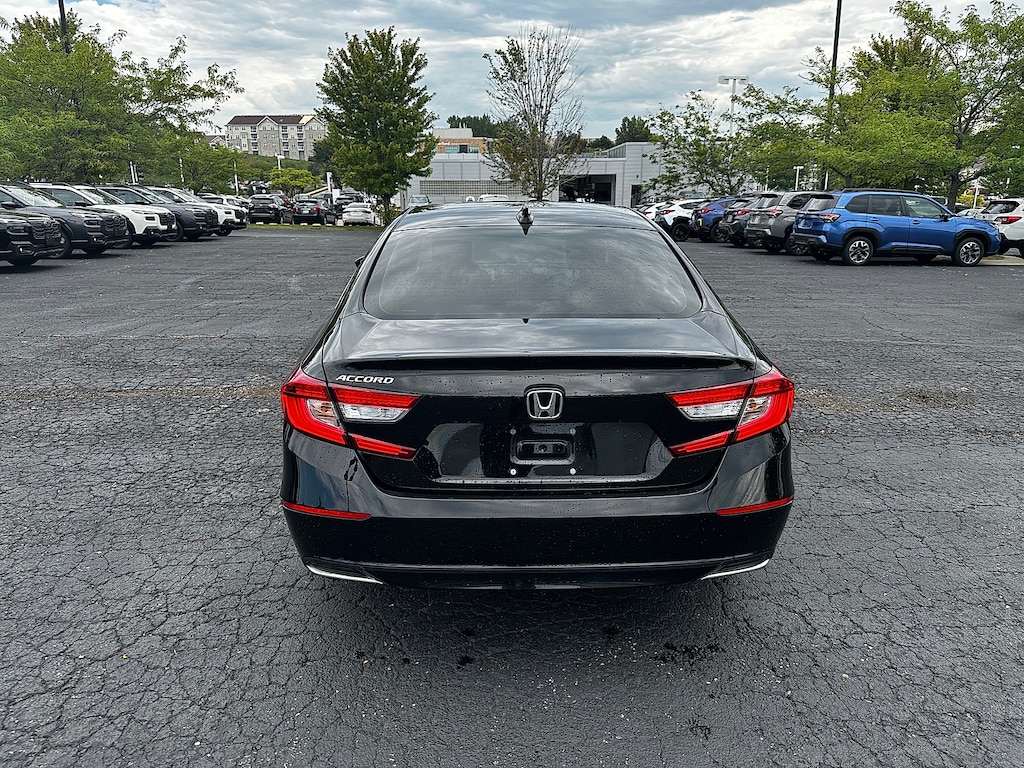 Used 2018 Honda Accord EX Sedan