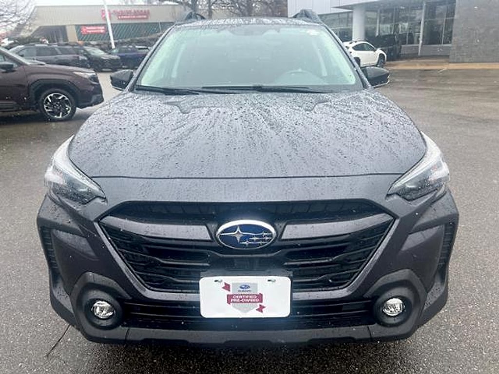 Used 2025 Subaru Outback Premium SUV