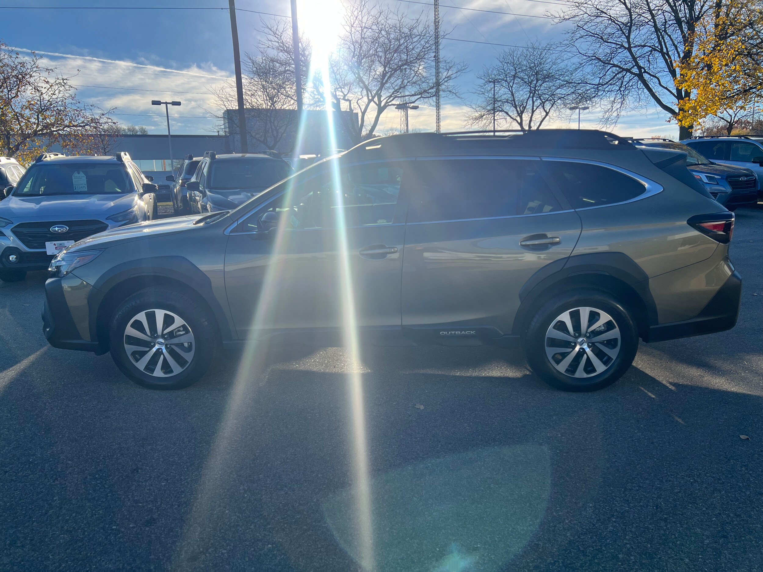 2025 Subaru Outback Premium photo 2